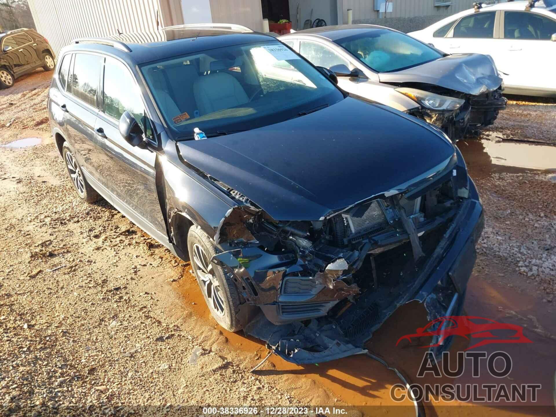 VOLKSWAGEN TIGUAN 2019 - 3VV3B7AX4KM125922