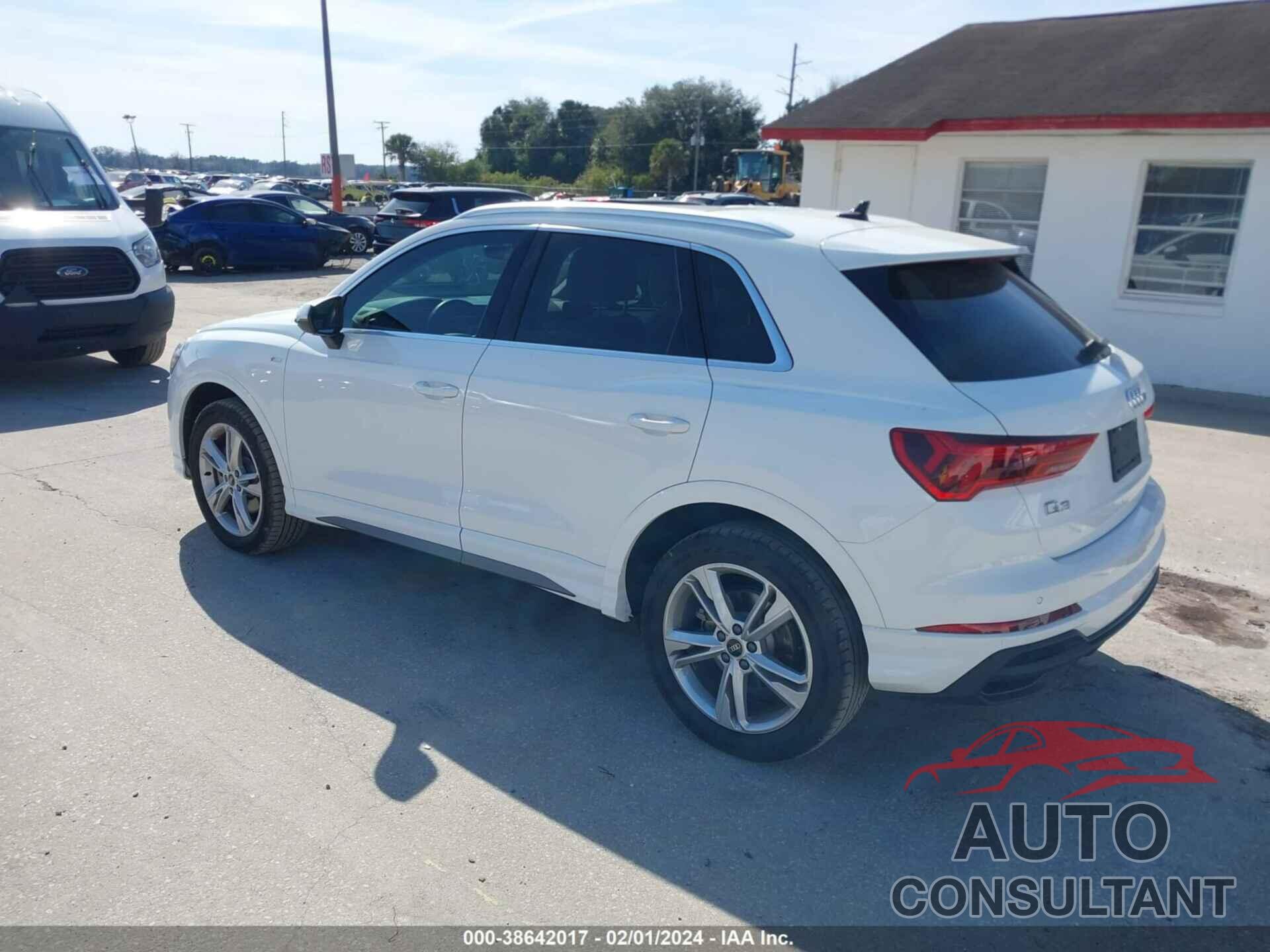 AUDI Q3 2023 - WA1DECF38P1074979