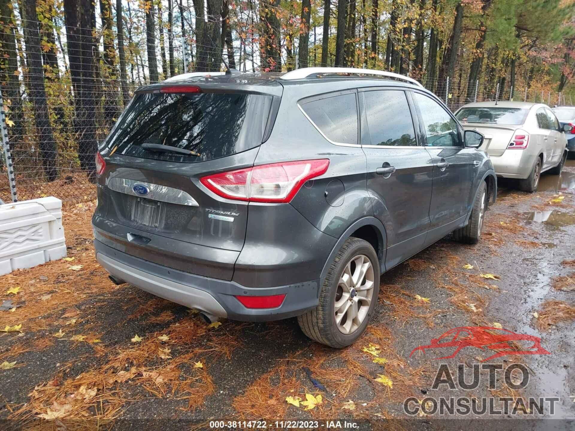 FORD ESCAPE 2016 - 1FMCU0J92GUB19102