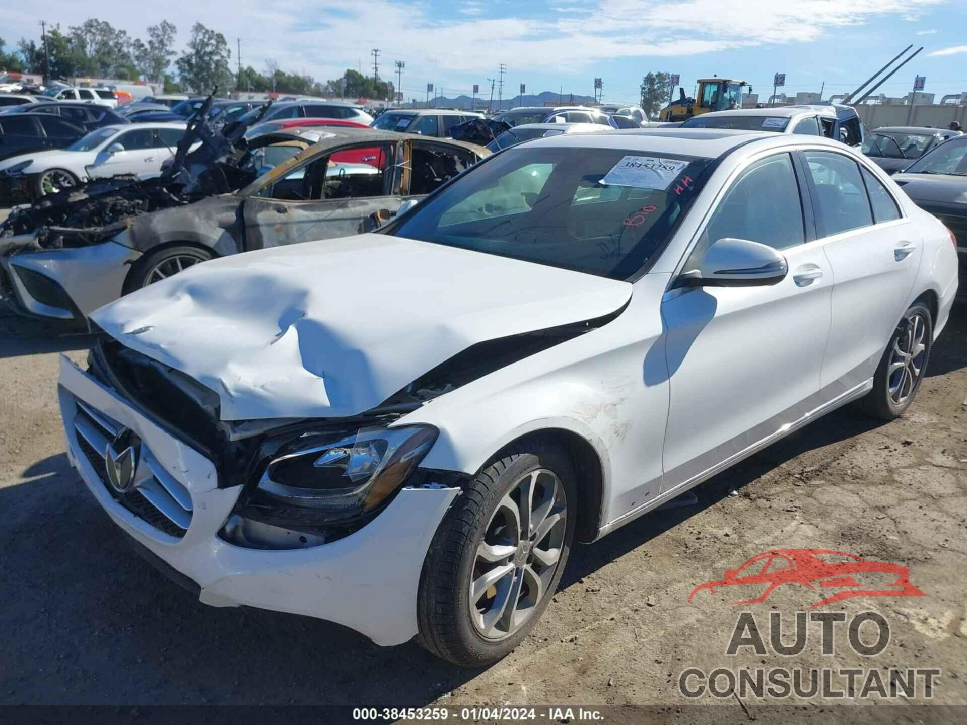 MERCEDES-BENZ C 300 2018 - 55SWF4JB9JU239581