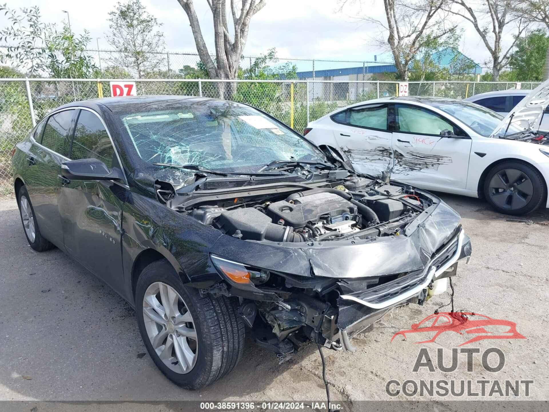 CHEVROLET MALIBU 2018 - 1G1ZD5ST6JF228575