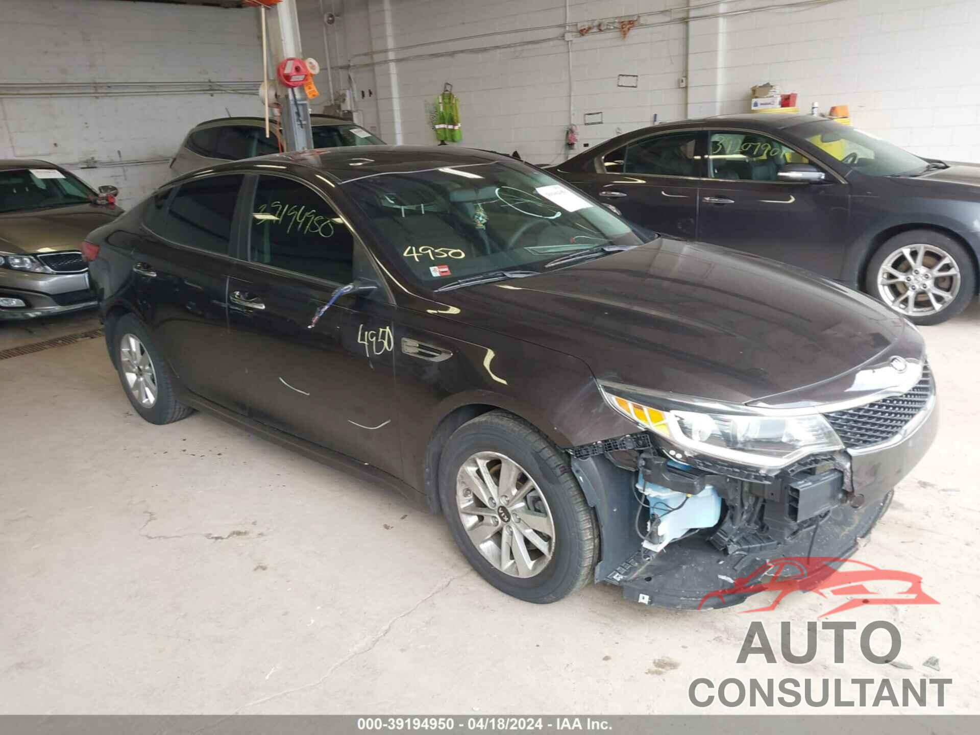 KIA OPTIMA 2018 - KNAGT4L35J5236261