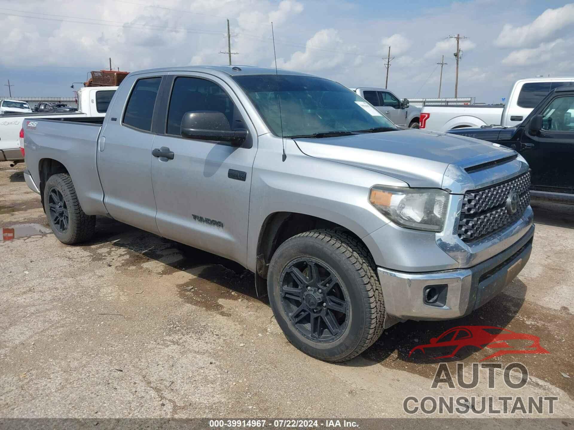 TOYOTA TUNDRA 2019 - 5TFUW5F16KX856975