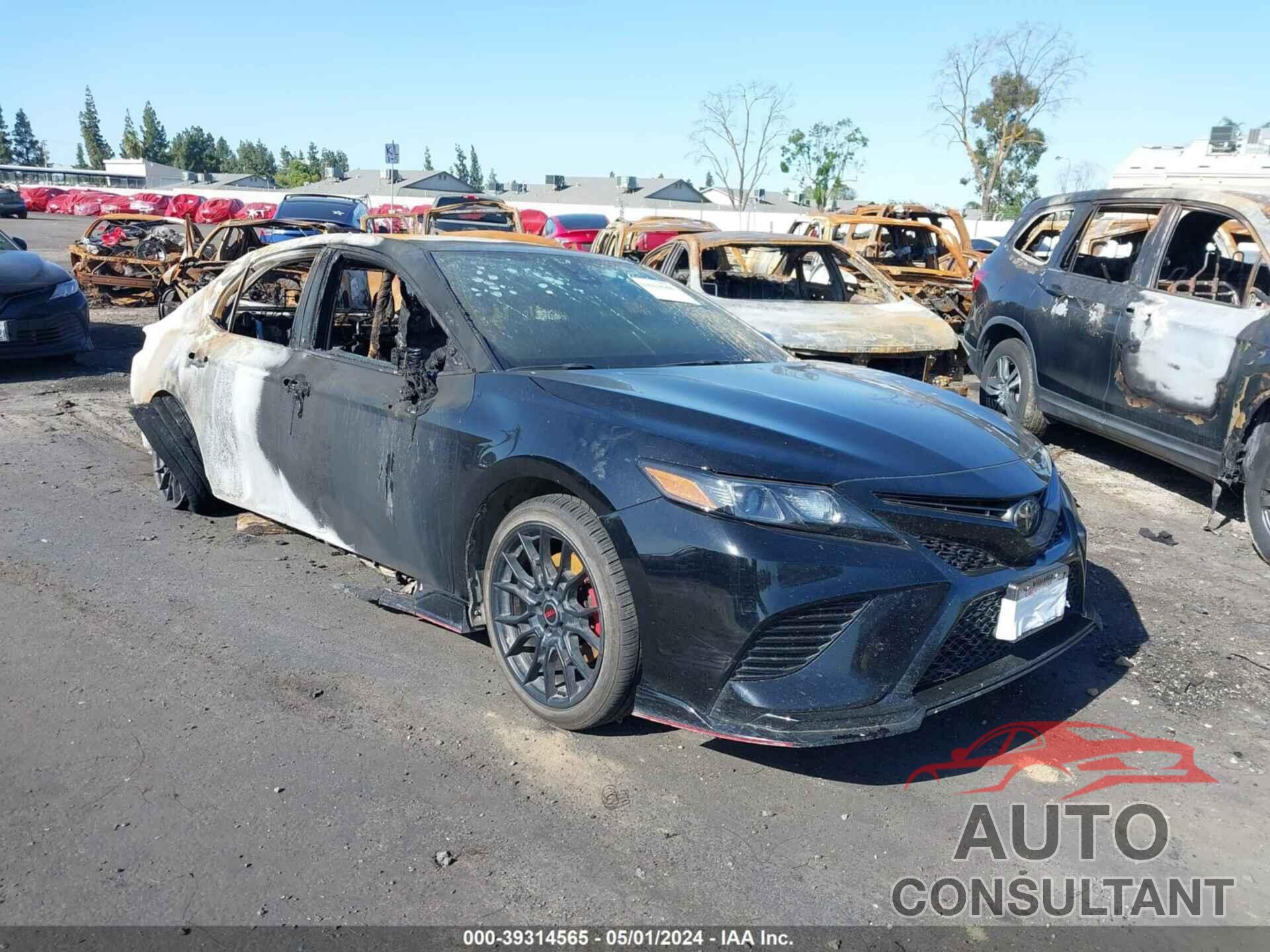 TOYOTA CAMRY 2022 - 4T1KZ1AK6NU062499