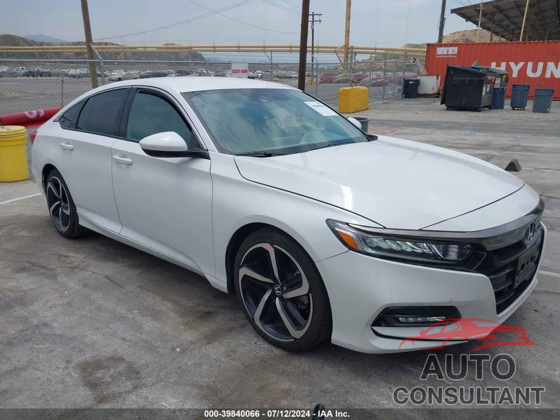 HONDA ACCORD 2018 - 1HGCV1F39JA181022