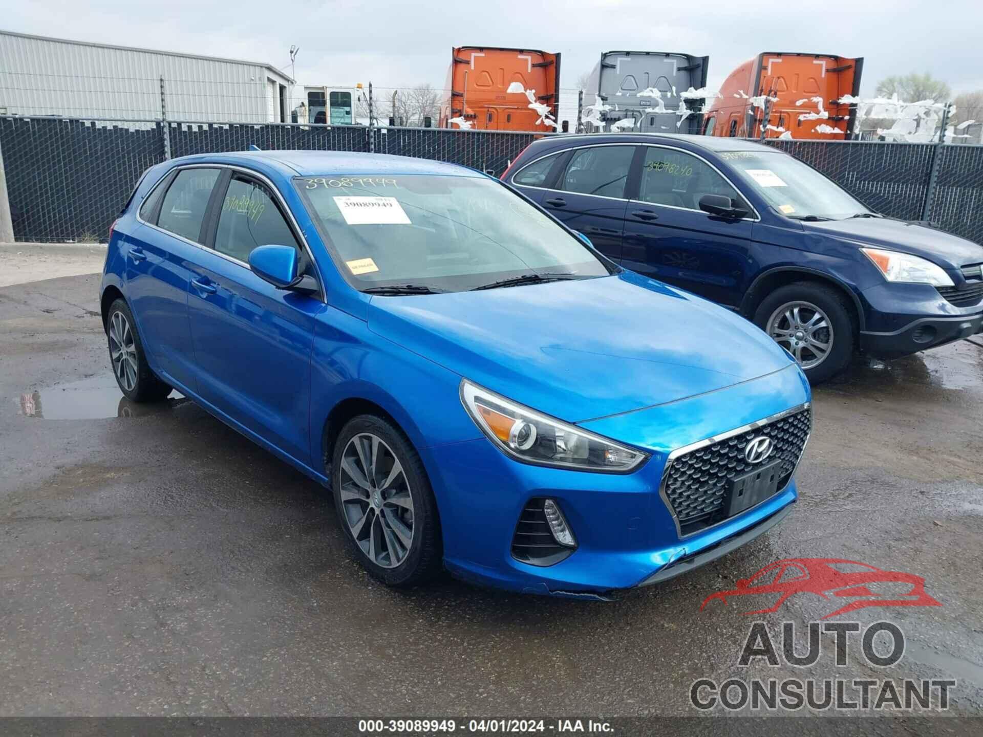 HYUNDAI ELANTRA GT 2018 - KMHH35LE0JU010676