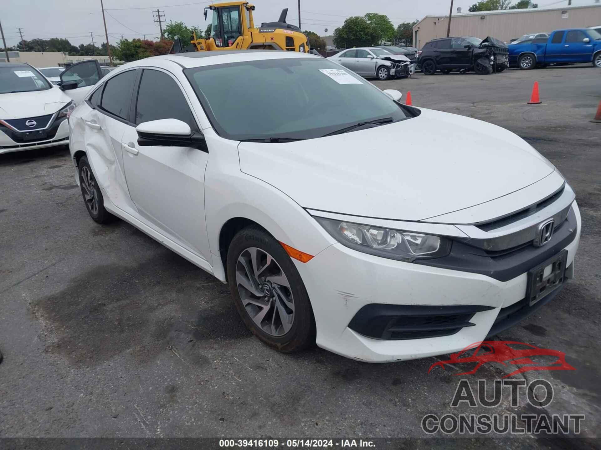 HONDA CIVIC 2018 - 2HGFC2F78JH566133