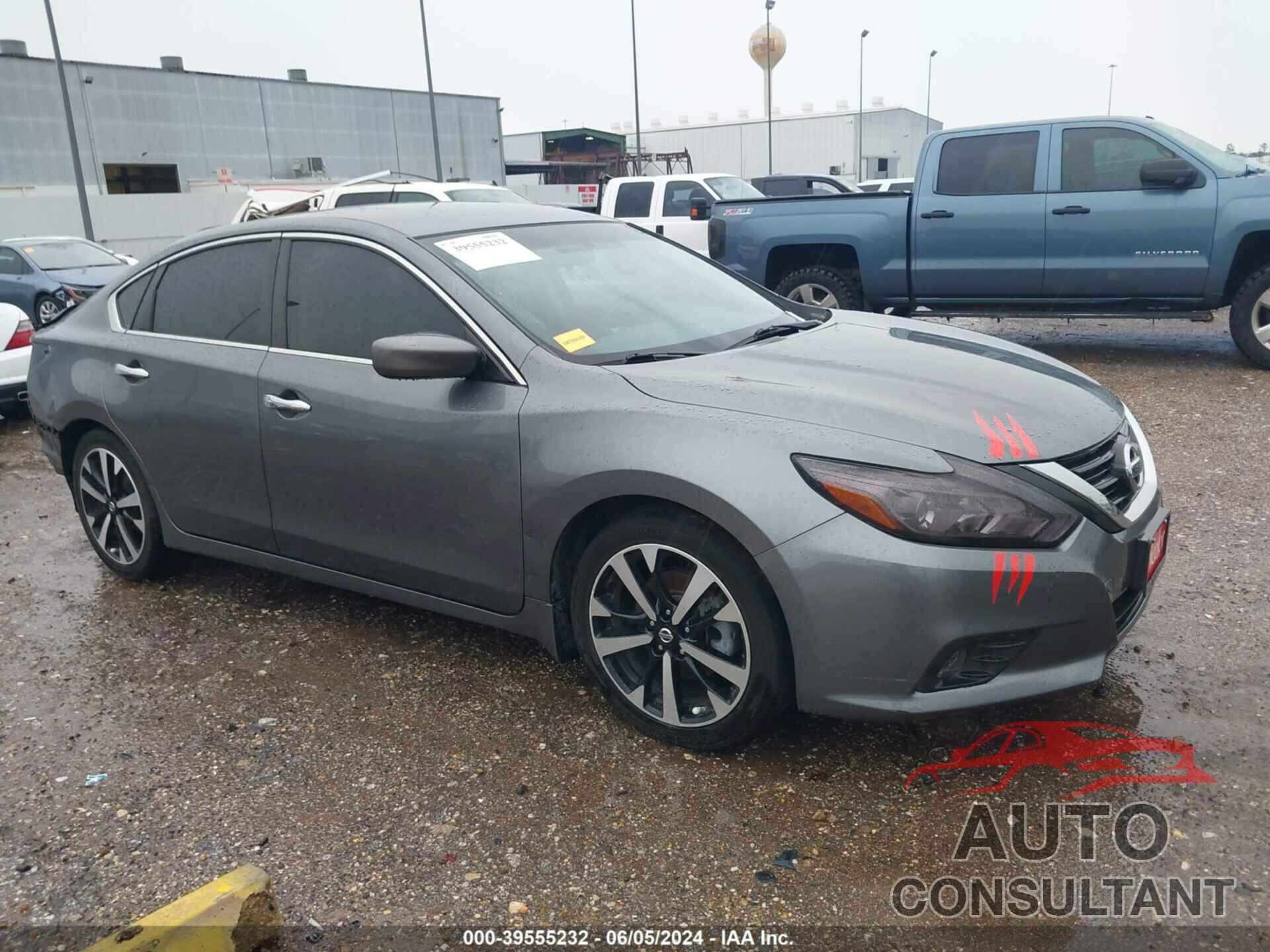 NISSAN ALTIMA 2018 - 1N4AL3APXJC225377