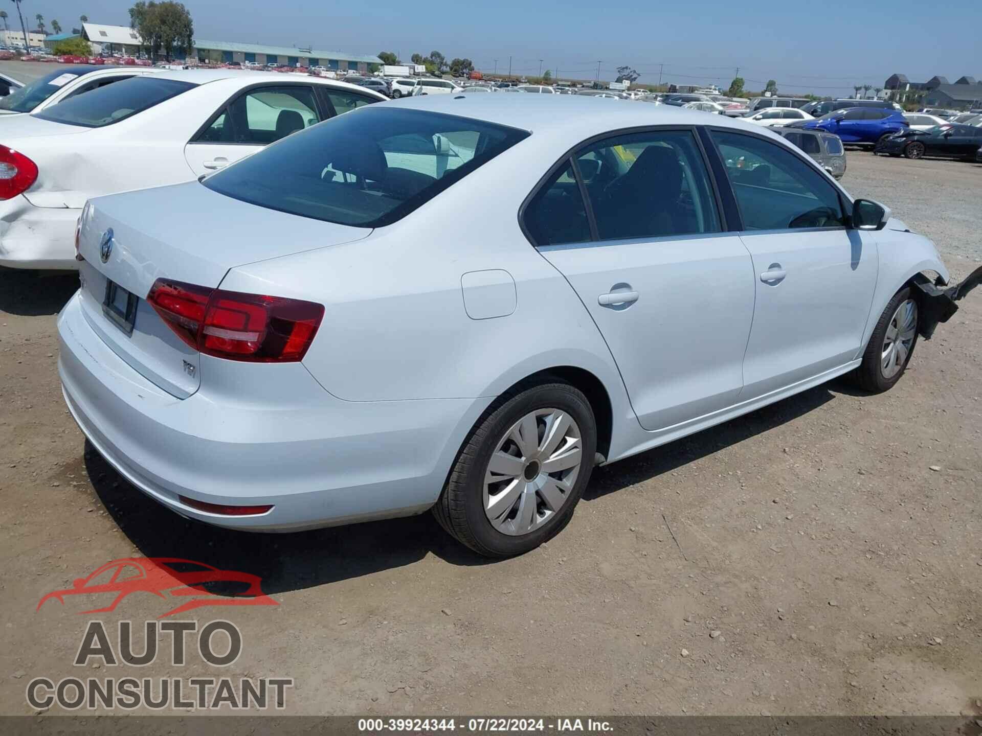VOLKSWAGEN JETTA 2017 - 3VW2B7AJ7HM274031