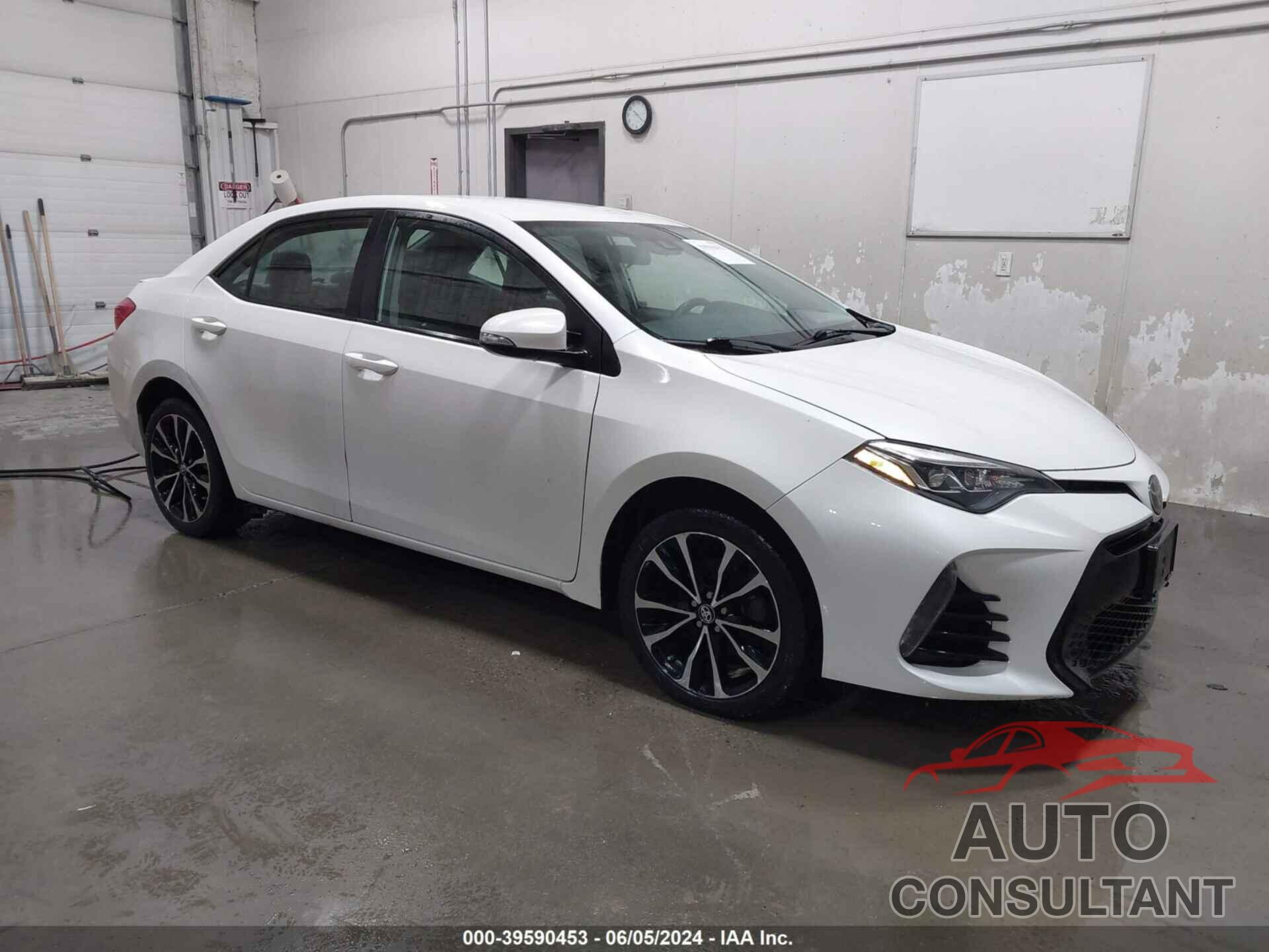 TOYOTA COROLLA 2018 - 5YFBURHEXJP785572
