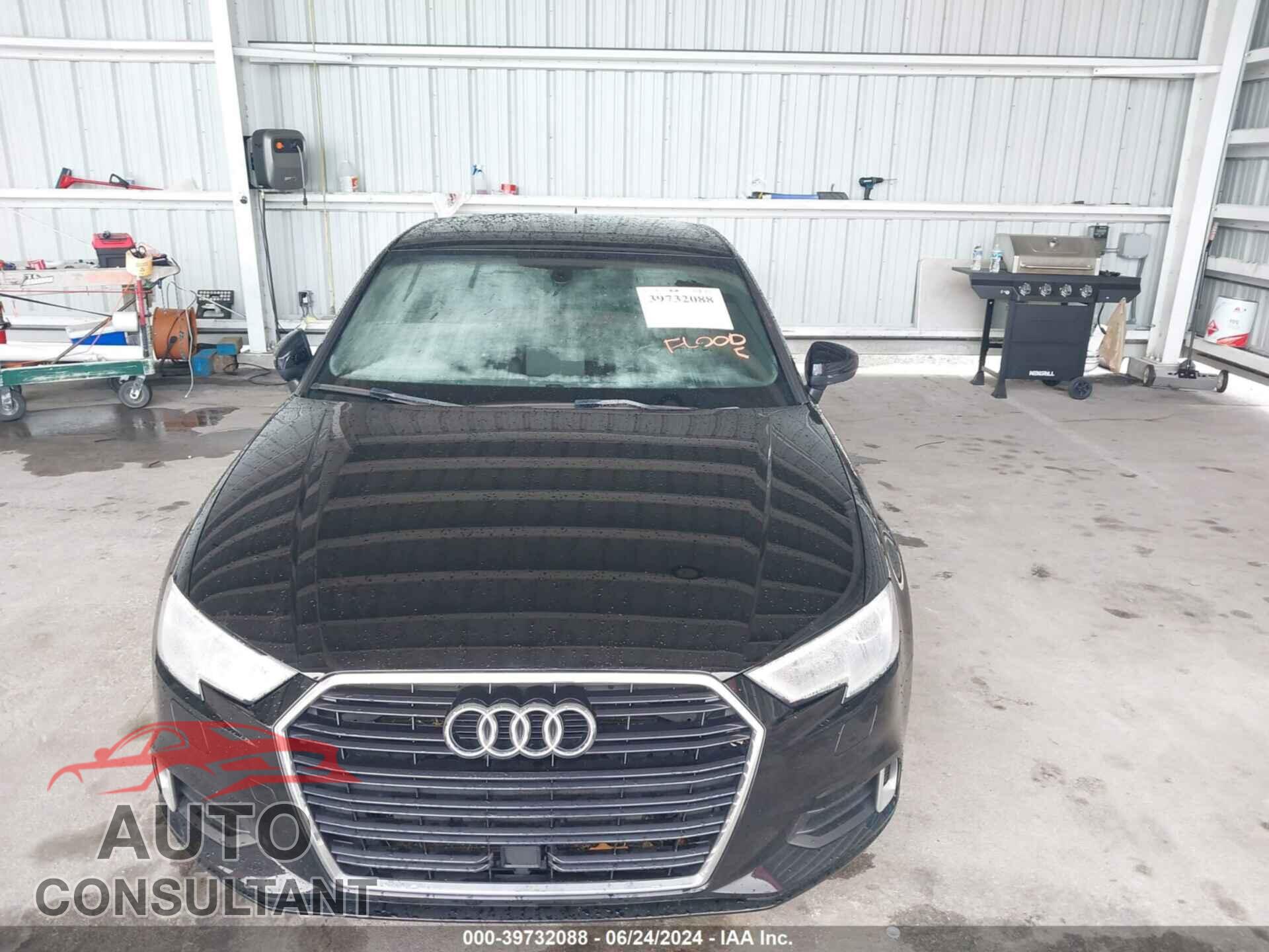 AUDI A3 2019 - WAUAUGFF7K1011665