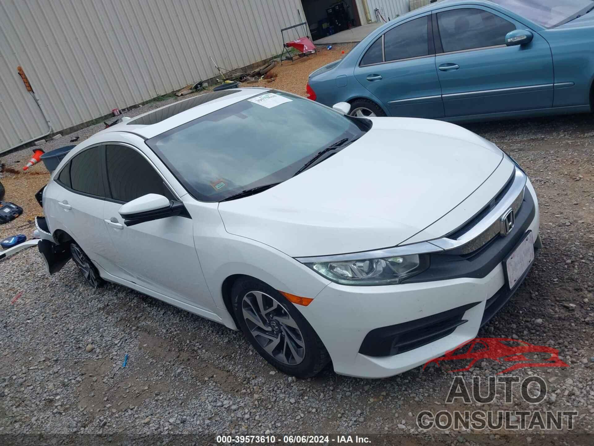 HONDA CIVIC 2018 - 19XFC2F70JE037320