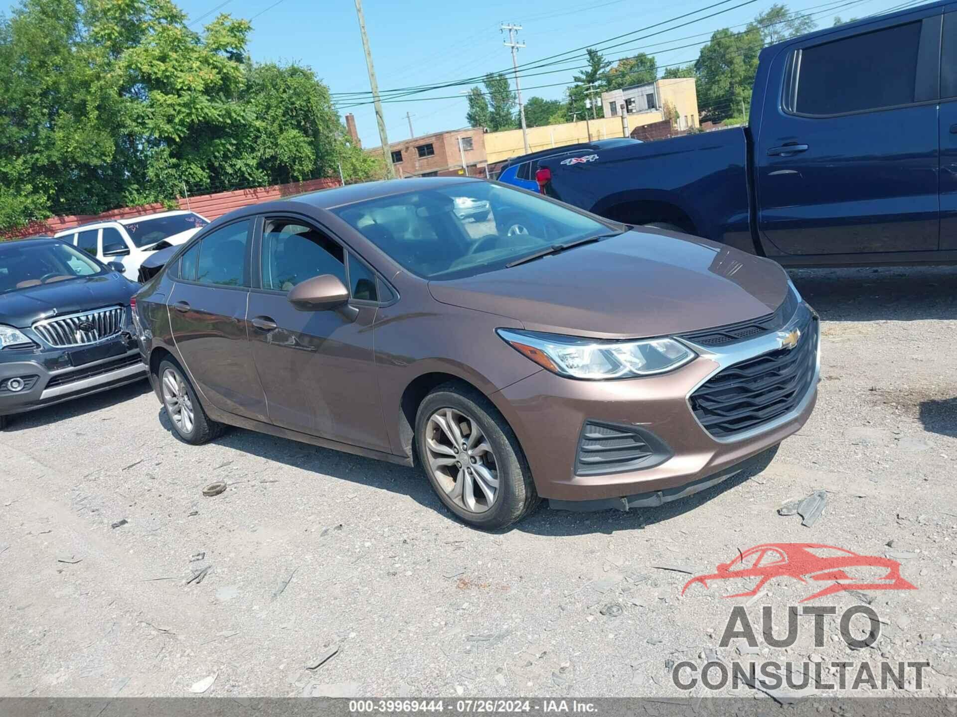 CHEVROLET CRUZE 2019 - 1G1BC5SM5K7110574