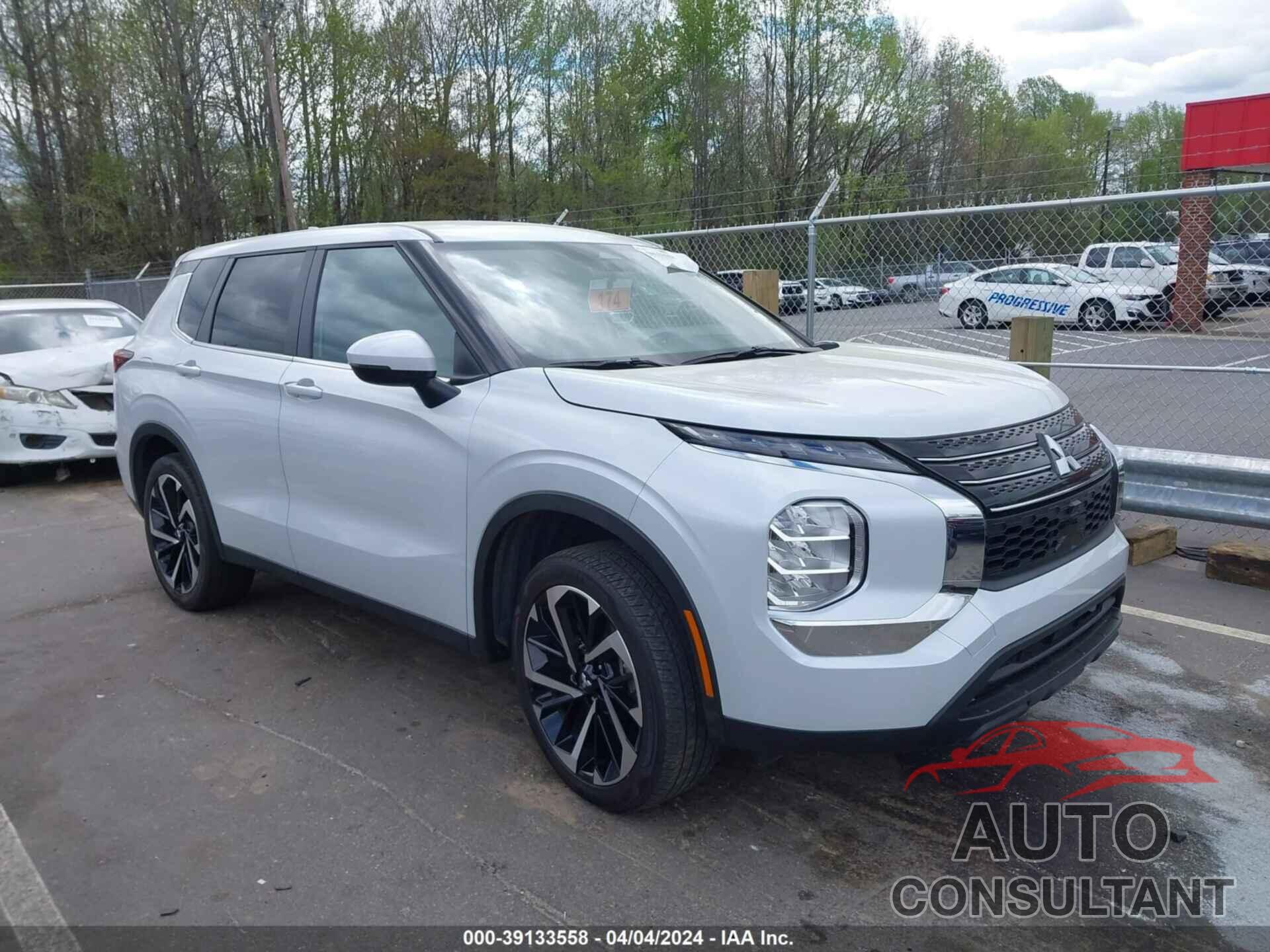 MITSUBISHI OUTLANDER 2022 - JA4J3TA86NZ023927