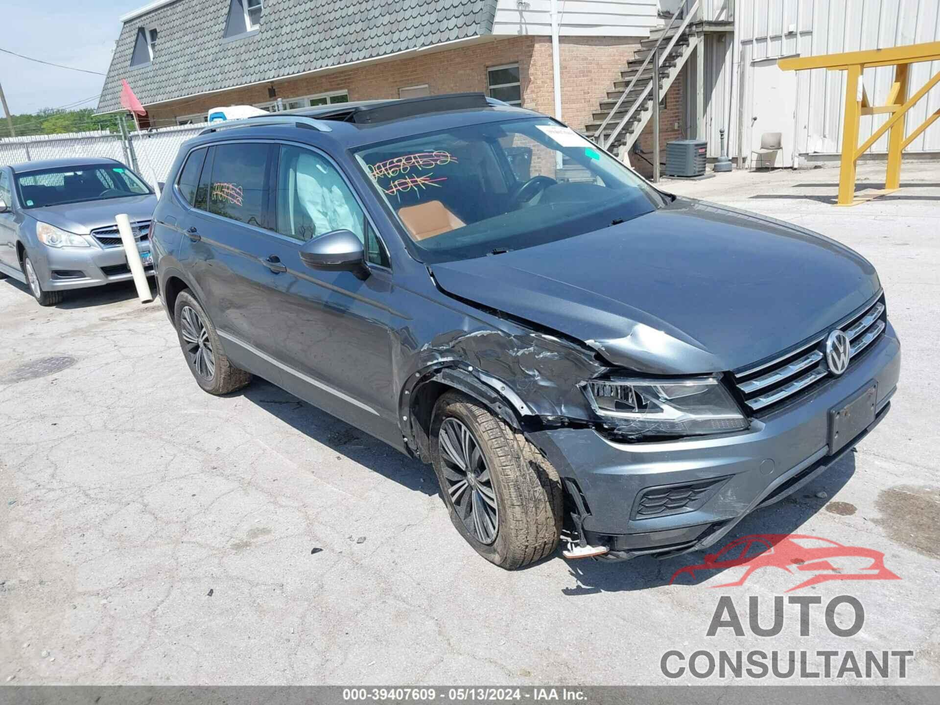 VOLKSWAGEN TIGUAN 2018 - 3VV3B7AX3JM006774