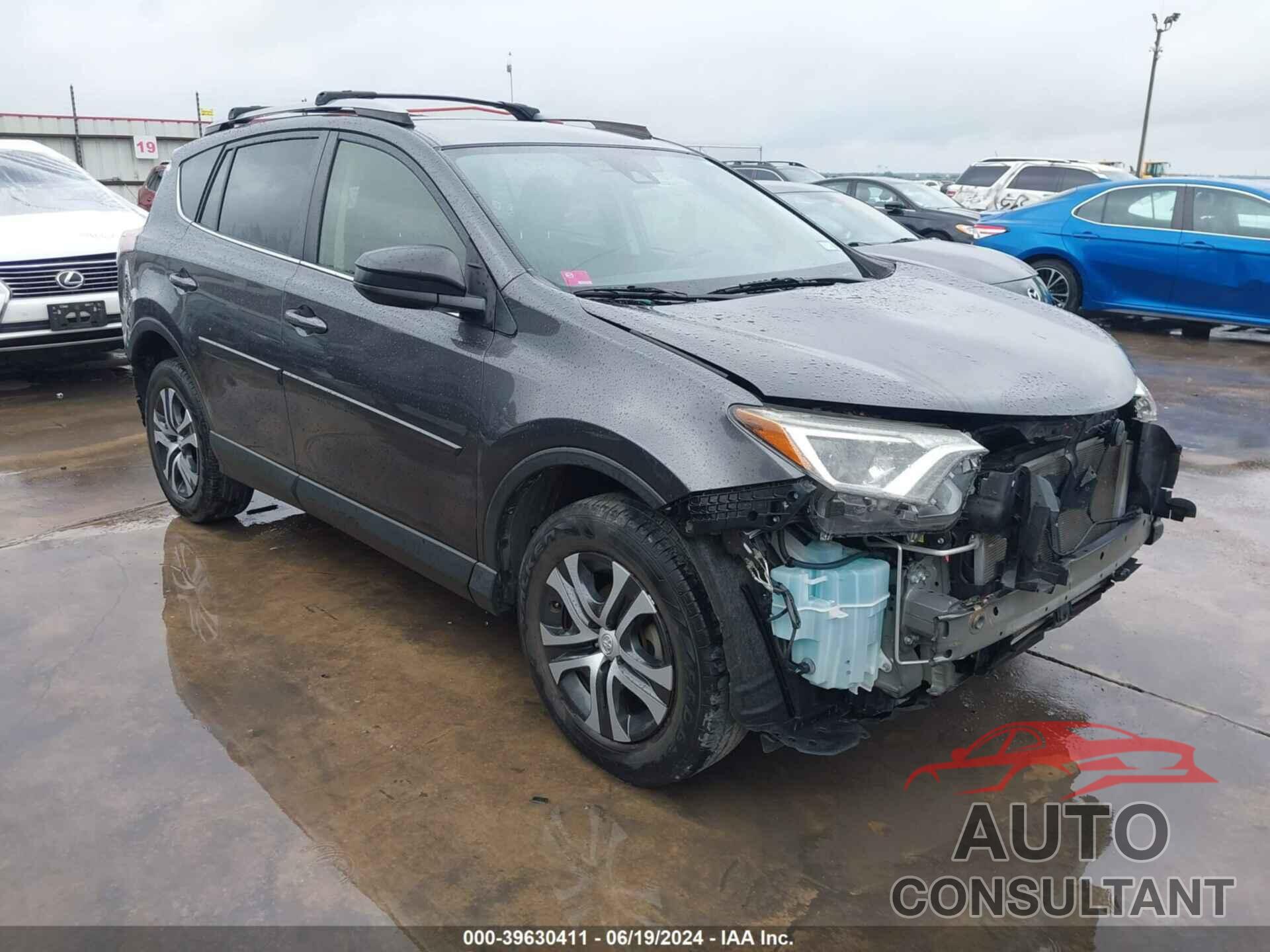 TOYOTA RAV4 2017 - JTMZFREV0HJ716658