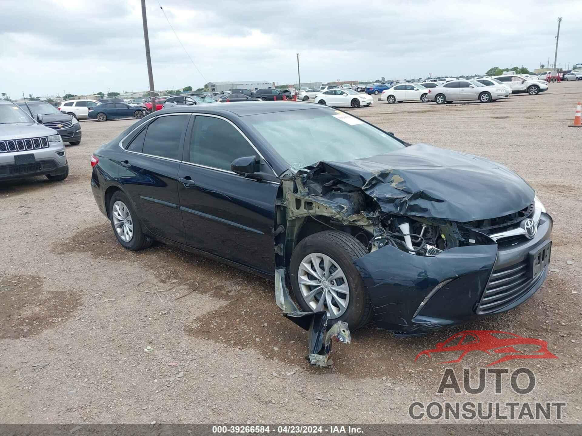 TOYOTA CAMRY 2016 - 4T4BF1FK1GR542203