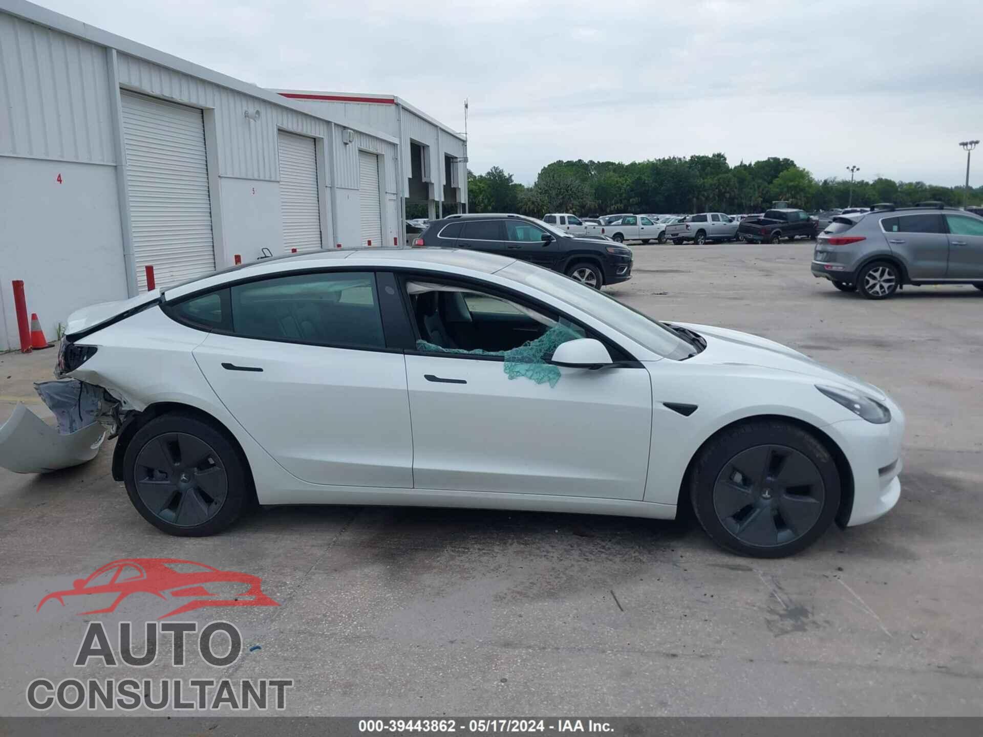 TESLA MODEL 3 2023 - 5YJ3E1EA5PF586812