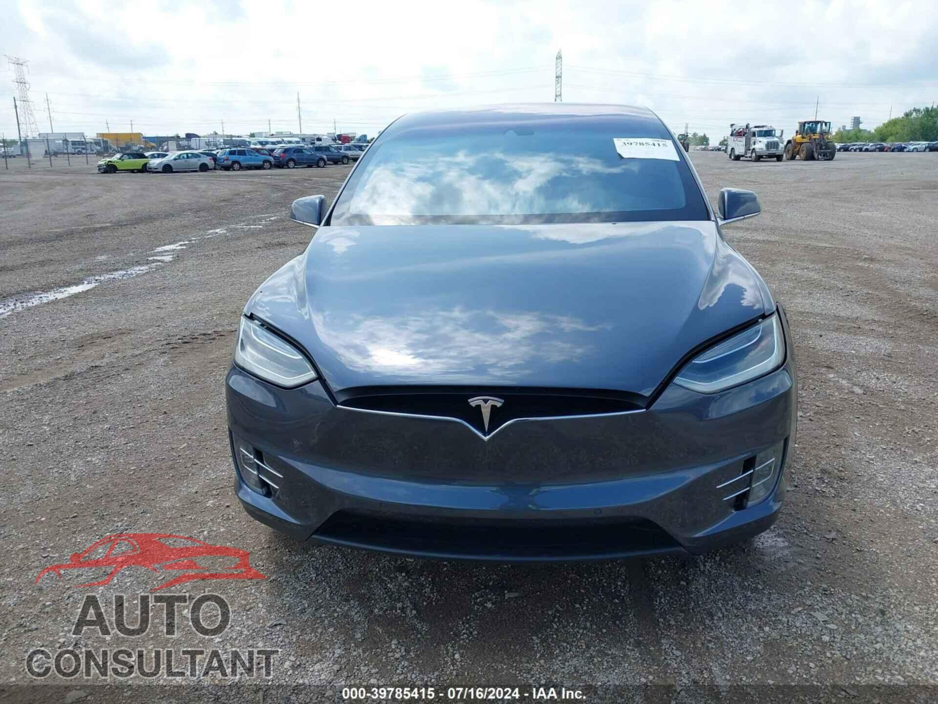 TESLA MODEL X 2016 - 5YJXCAE41GFS00694