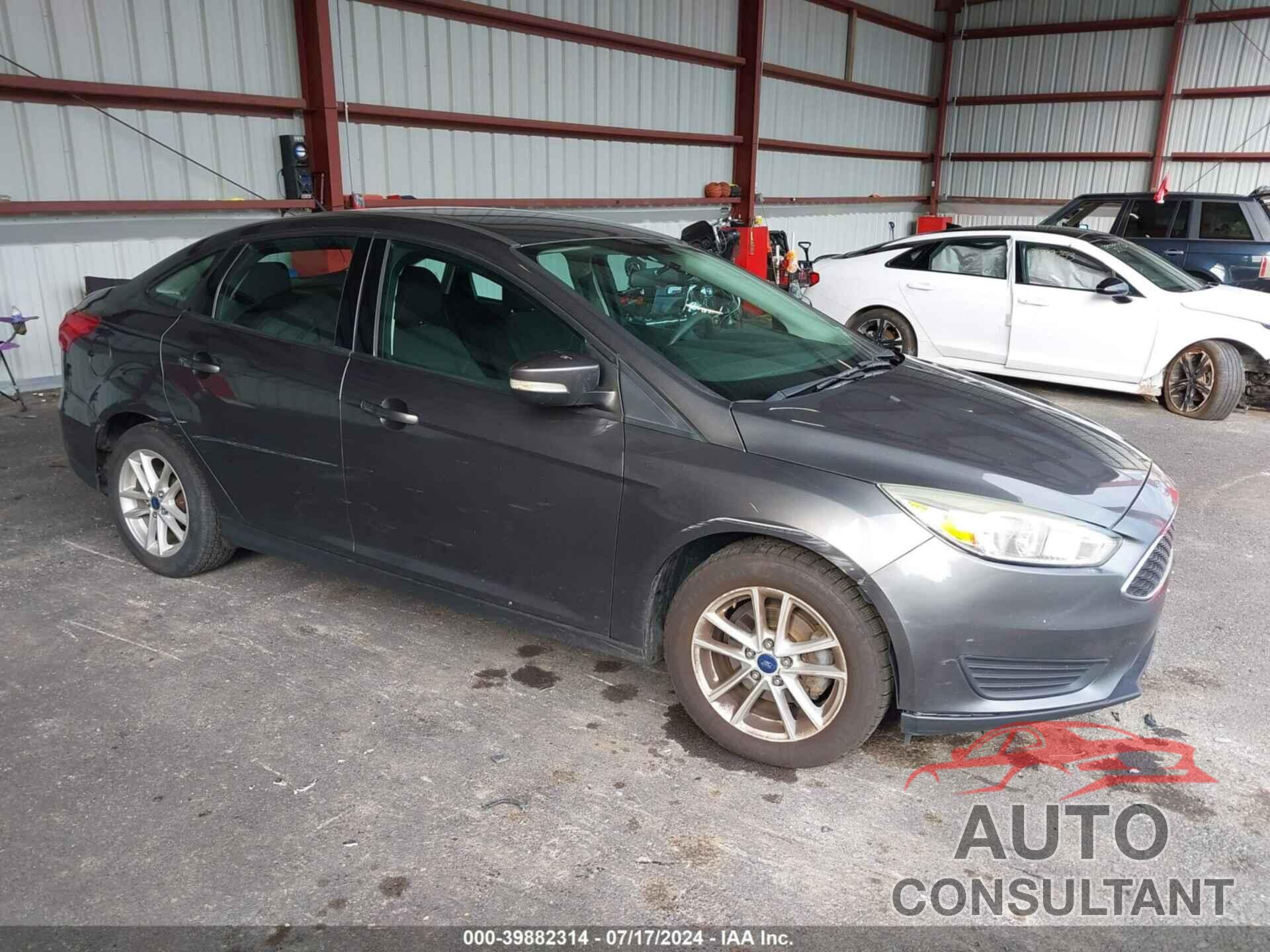 FORD FOCUS 2017 - 1FADP3F21HL207780