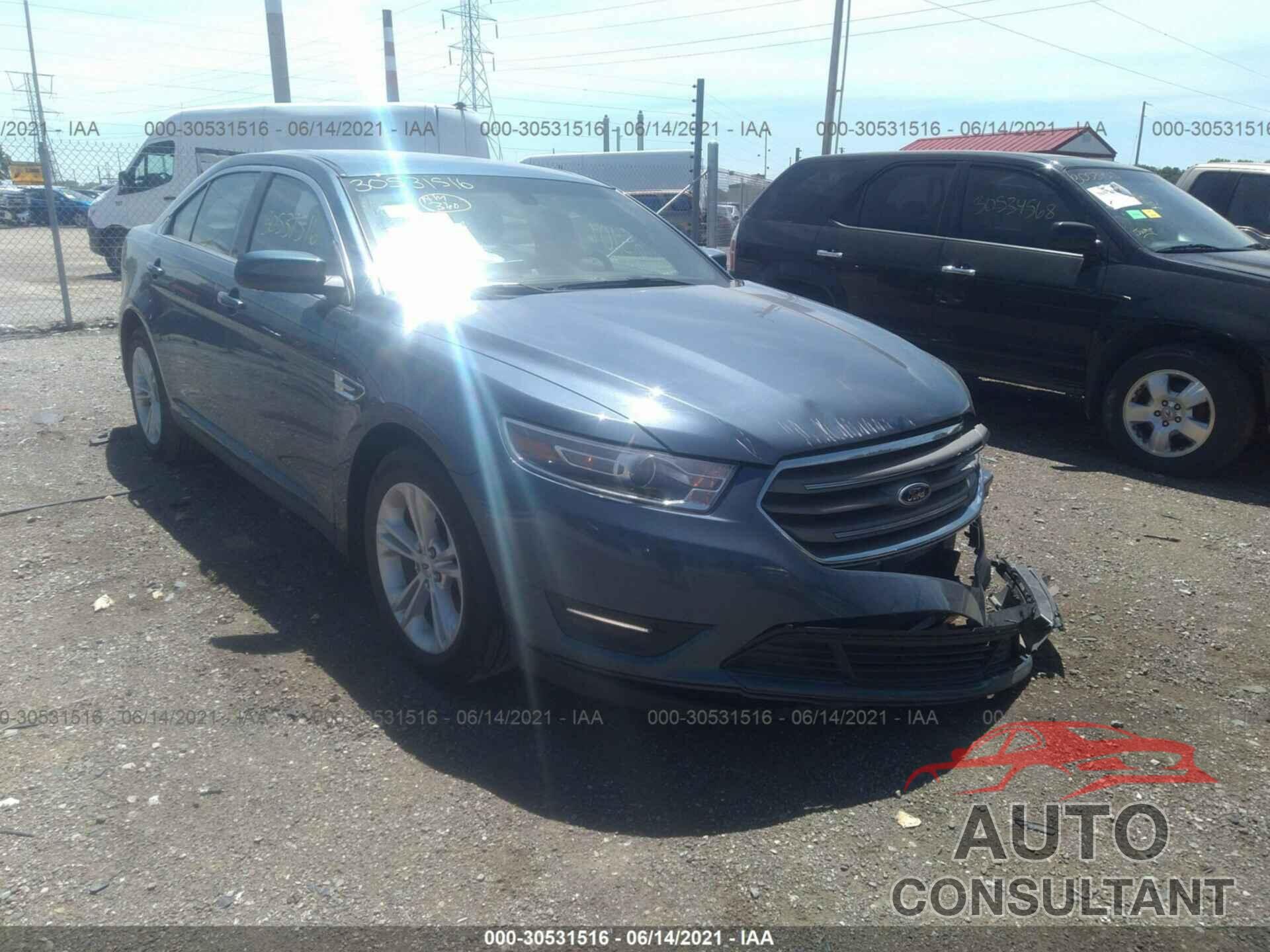 FORD TAURUS 2019 - 1FAHP2E82KG101968