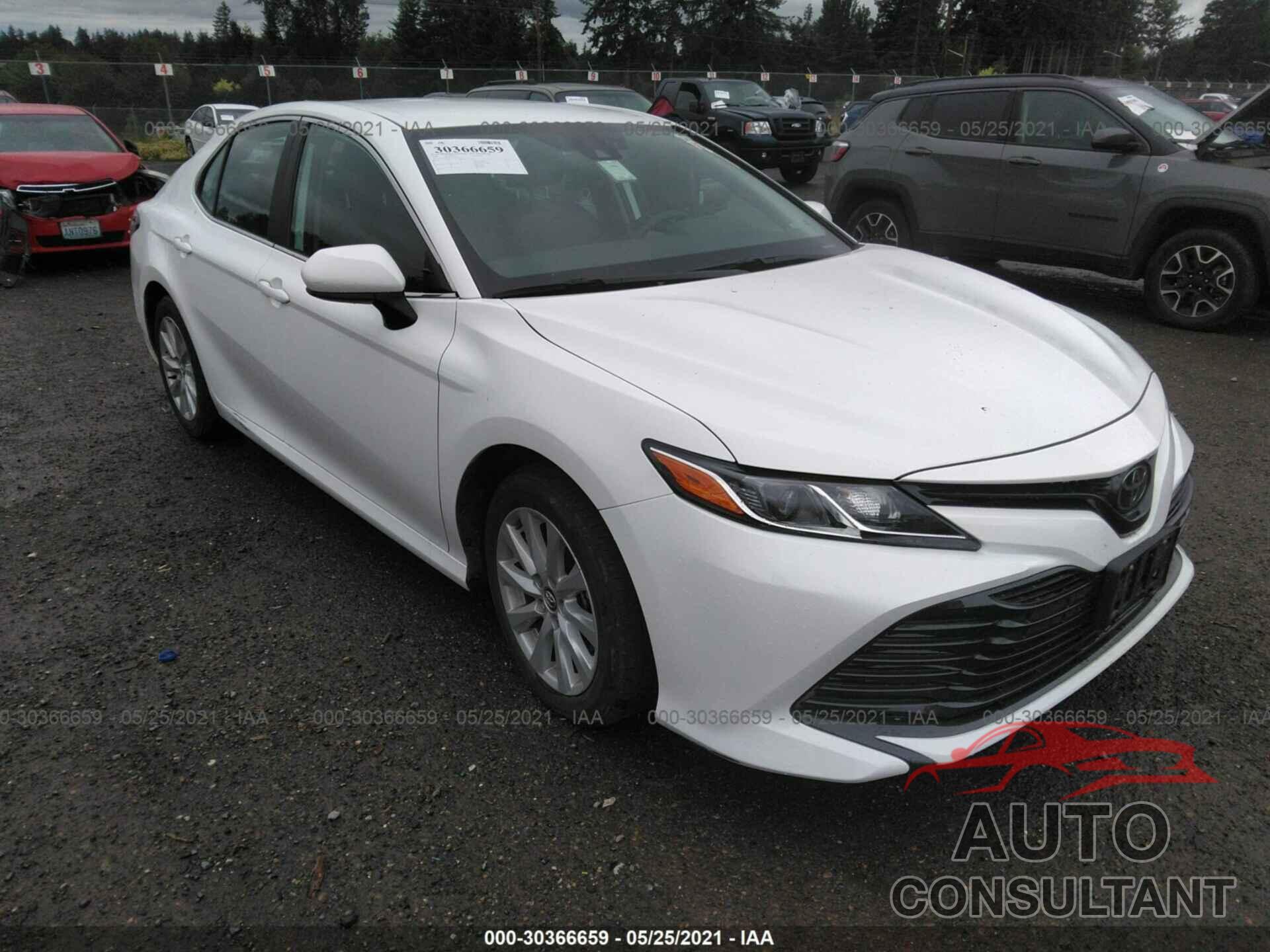 TOYOTA CAMRY 2020 - 4T1C11AKXLU307216