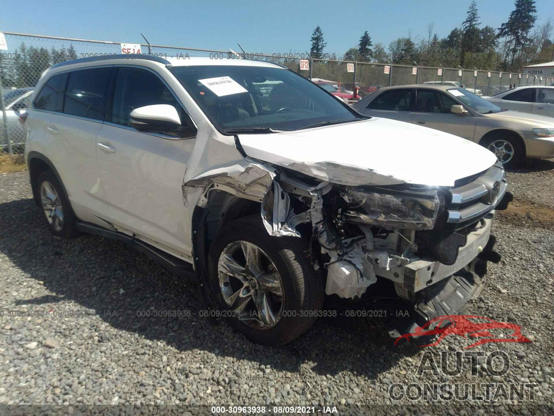 TOYOTA HIGHLANDER 2018 - 5TDDZRFH8JS860736