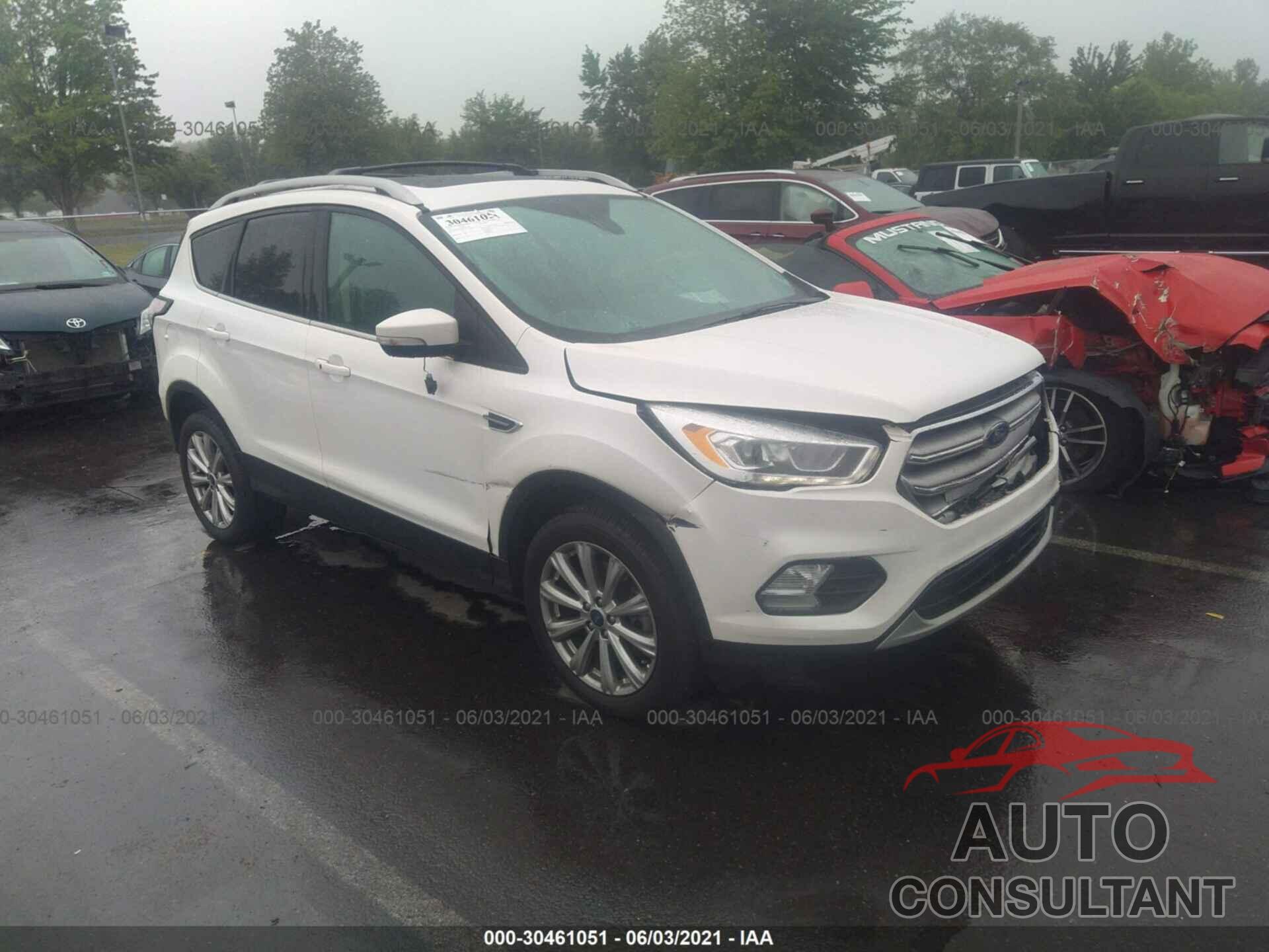 FORD ESCAPE 2017 - 1FMCU9JD6HUC83978
