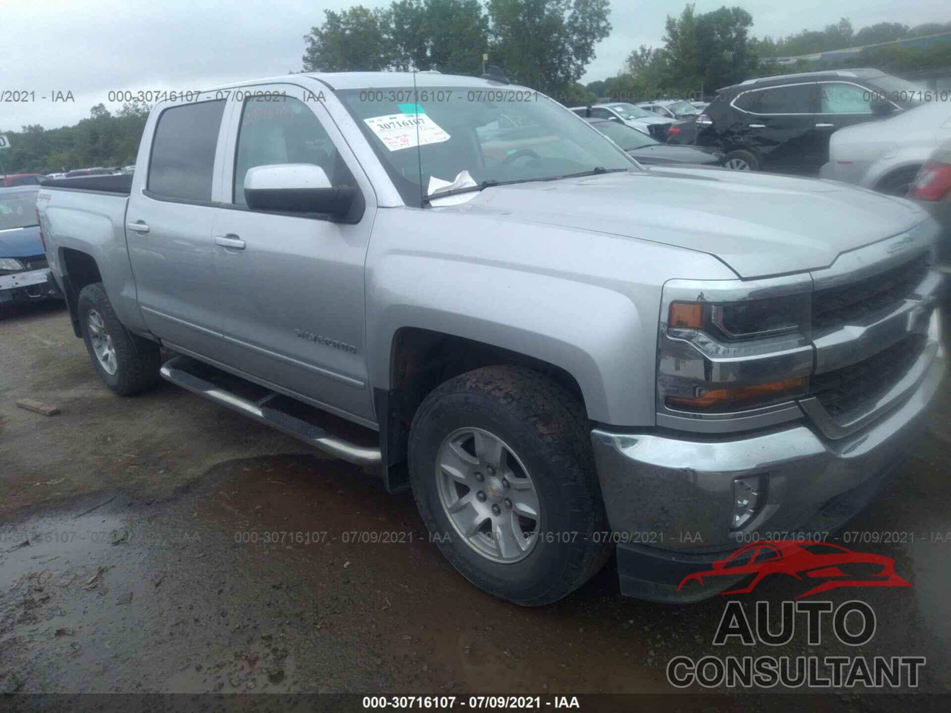 CHEVROLET SILVERADO 1500 2018 - 3GCUKREC9JG219054