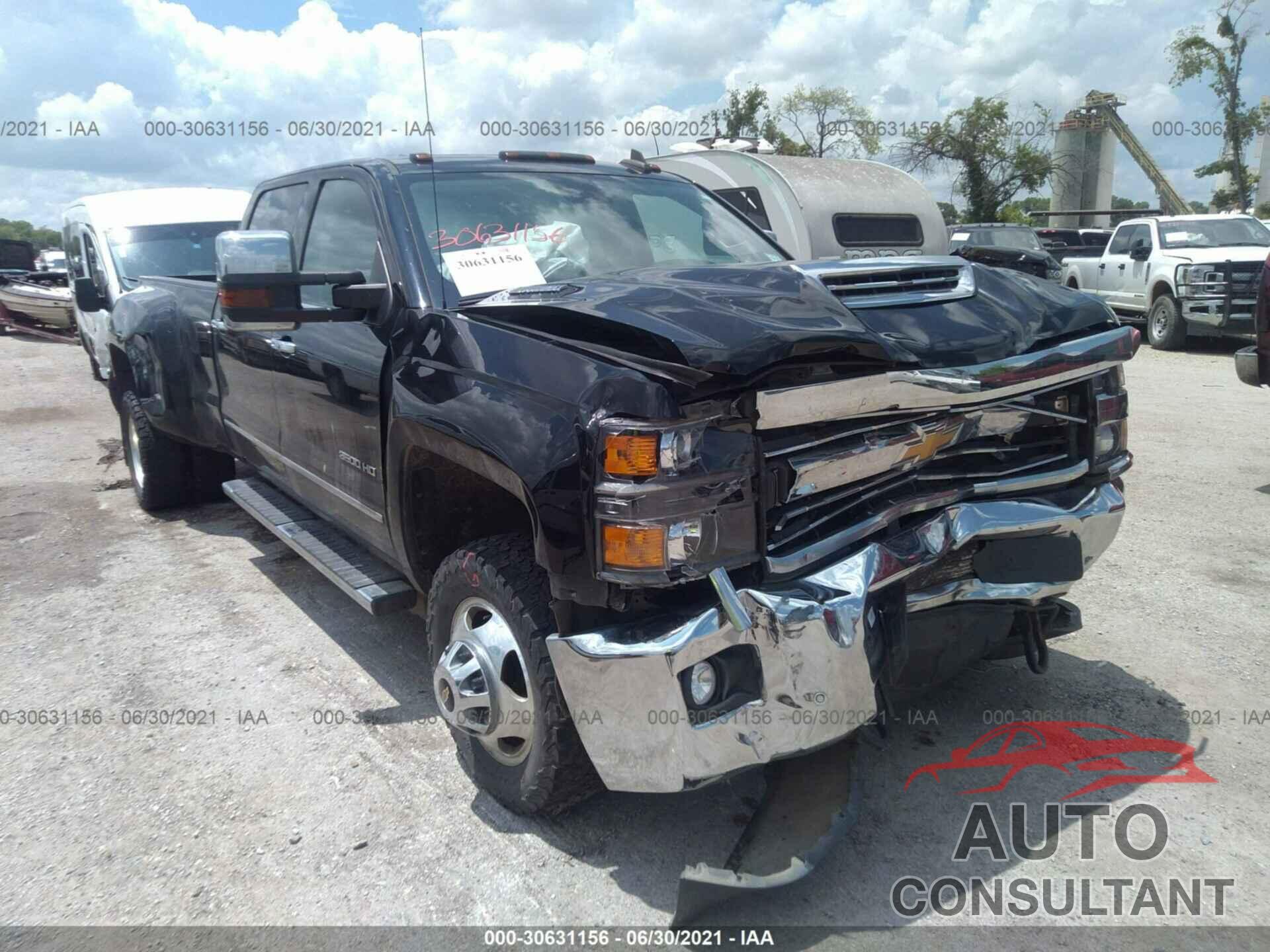 CHEVROLET SILVERADO 3500HD 2018 - 1GC4K0EYXJF259555