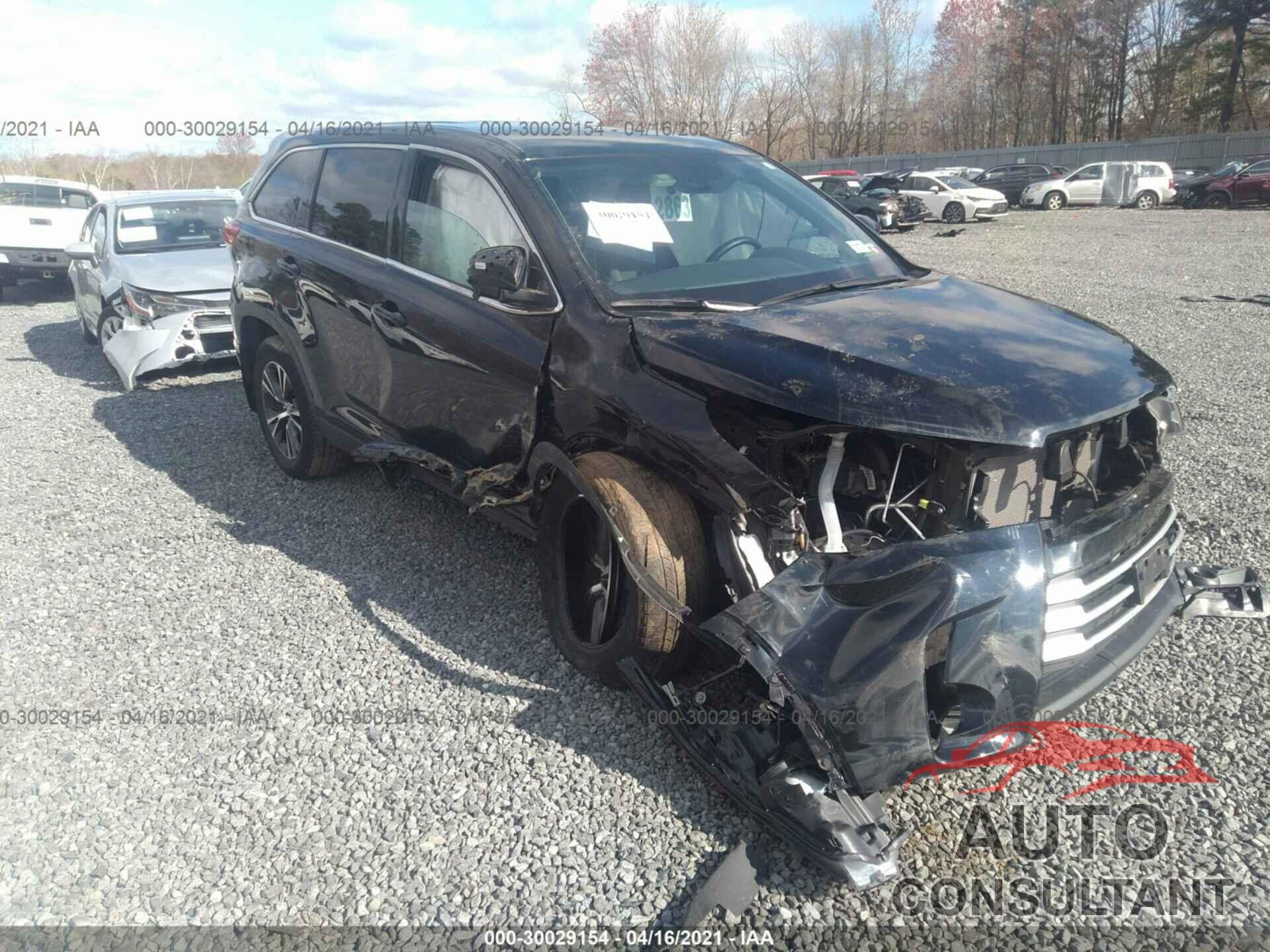 TOYOTA HIGHLANDER 2019 - 5TDBZRFH2KS729035