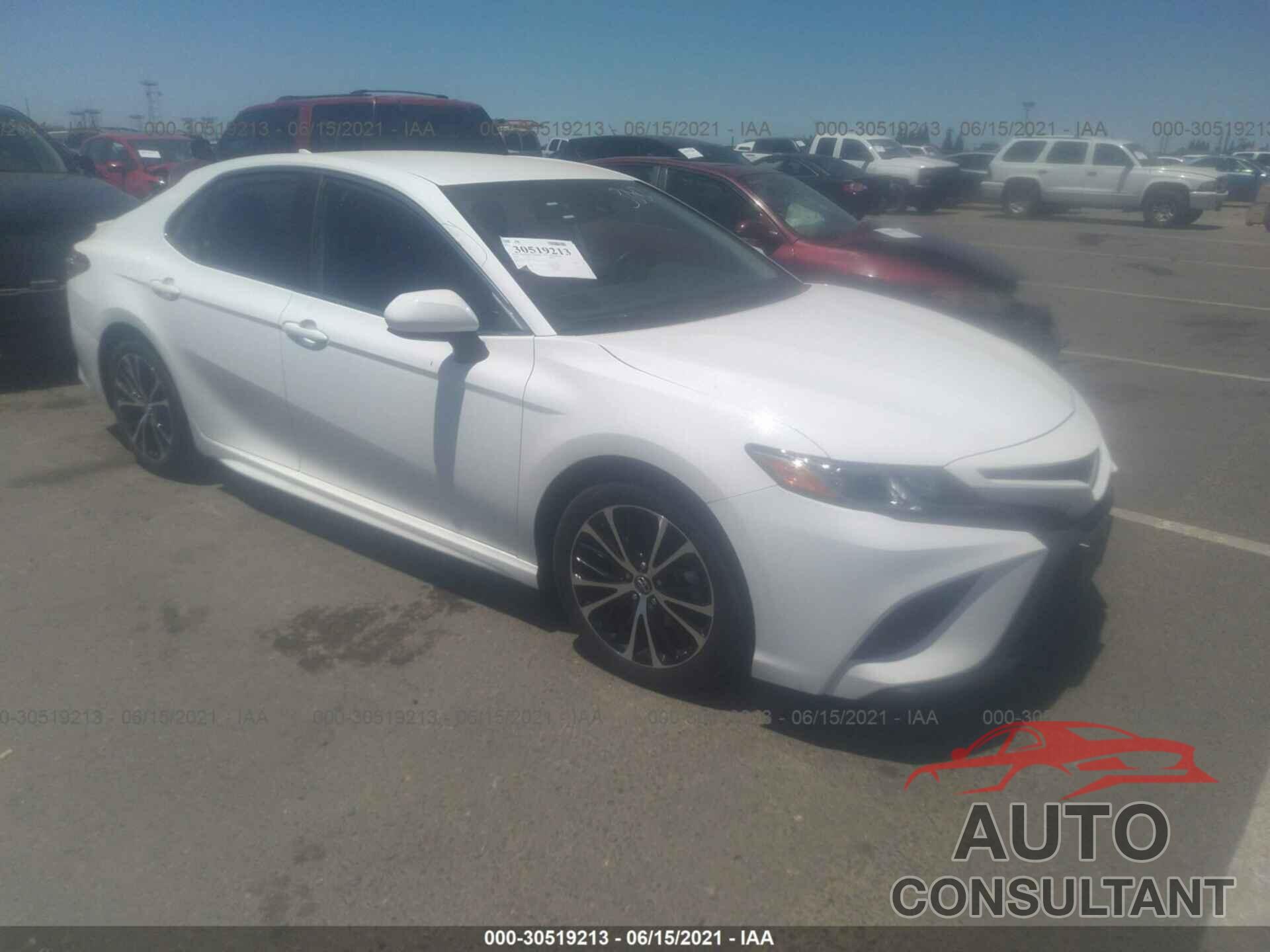 TOYOTA CAMRY 2020 - 4T1G11AK4LU931563