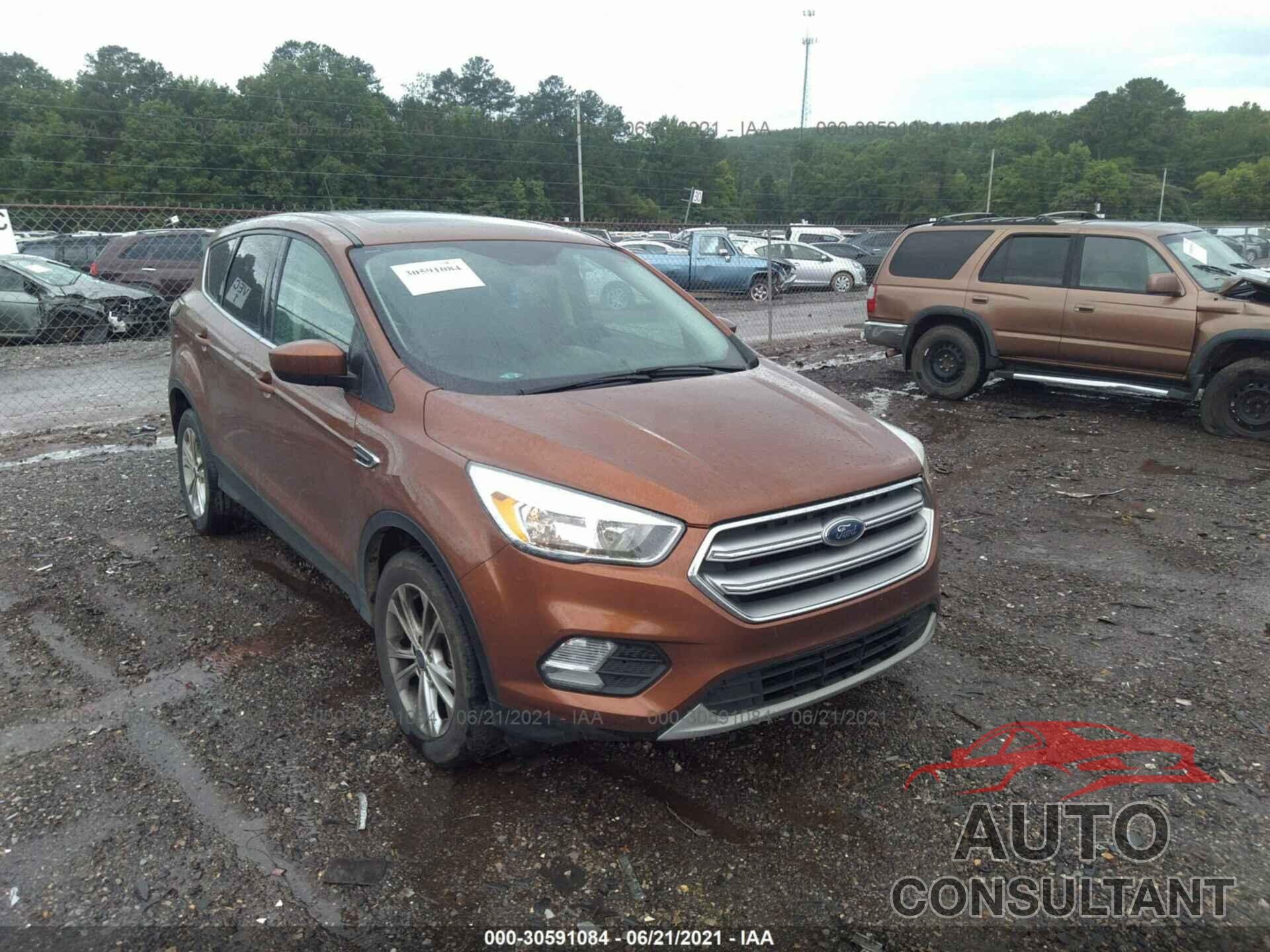 FORD ESCAPE 2017 - 1FMCU0G97HUA15732