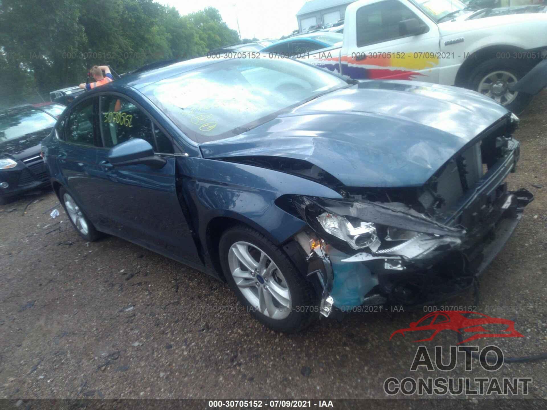 FORD FUSION 2018 - 3FA6P0H74JR108992