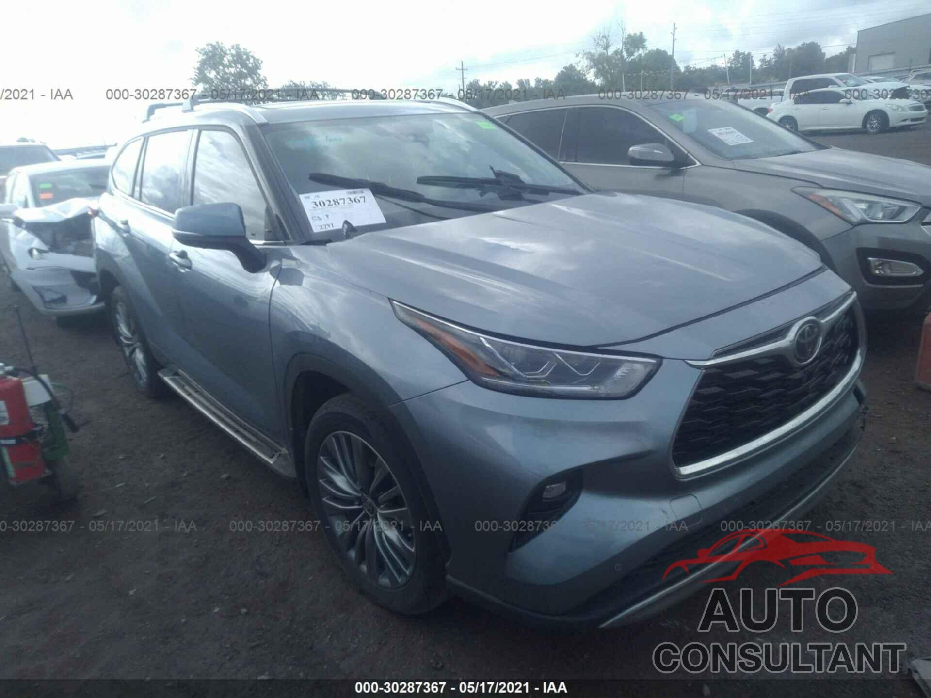 TOYOTA HIGHLANDER 2021 - 5TDFZRBH1MS099129