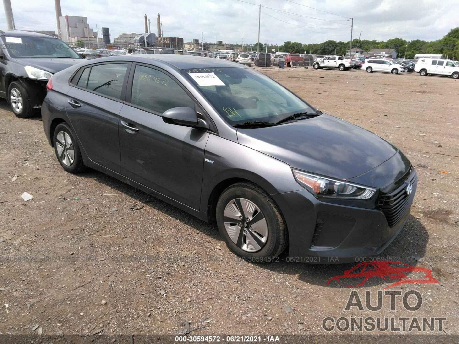 HYUNDAI IONIQ HYBRID 2017 - KMHC65LC2HU049022