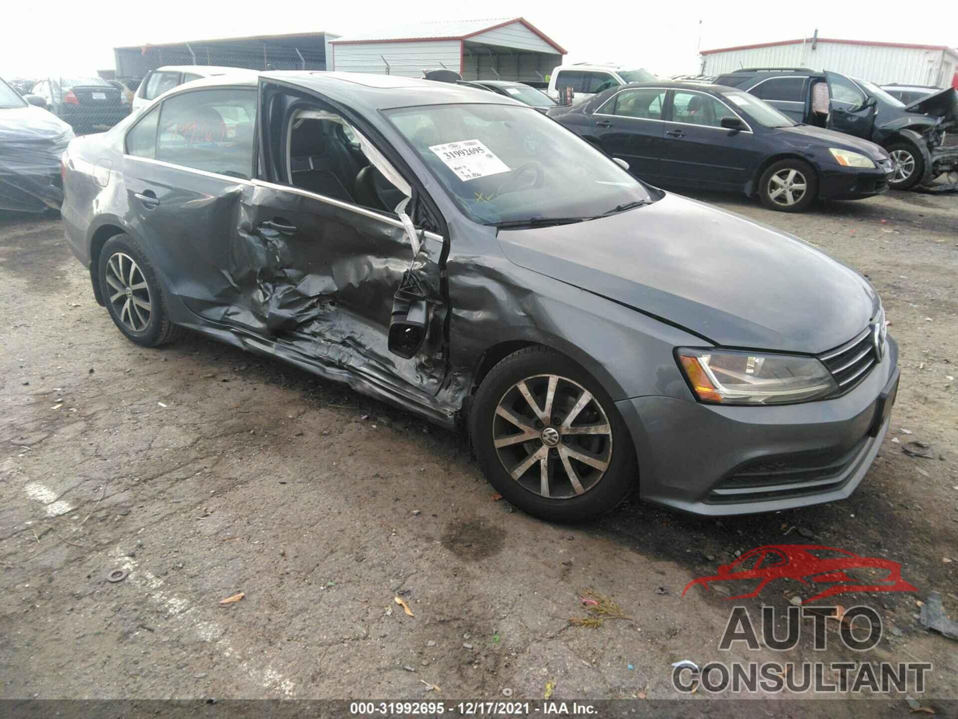 VOLKSWAGEN JETTA 2017 - 3VWDB7AJXHM202006