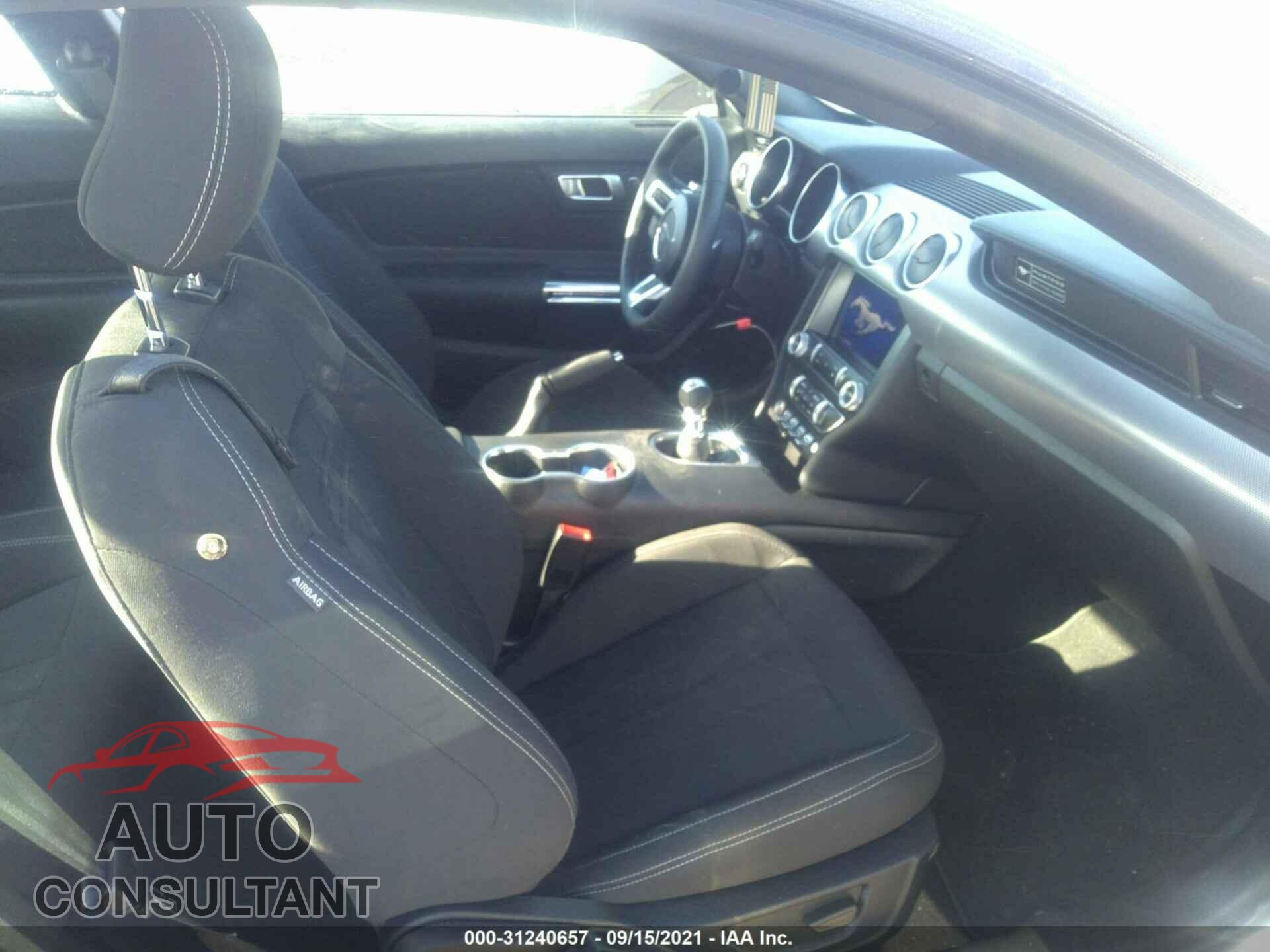 FORD MUSTANG 2020 - 1FA6P8TH4L5159879