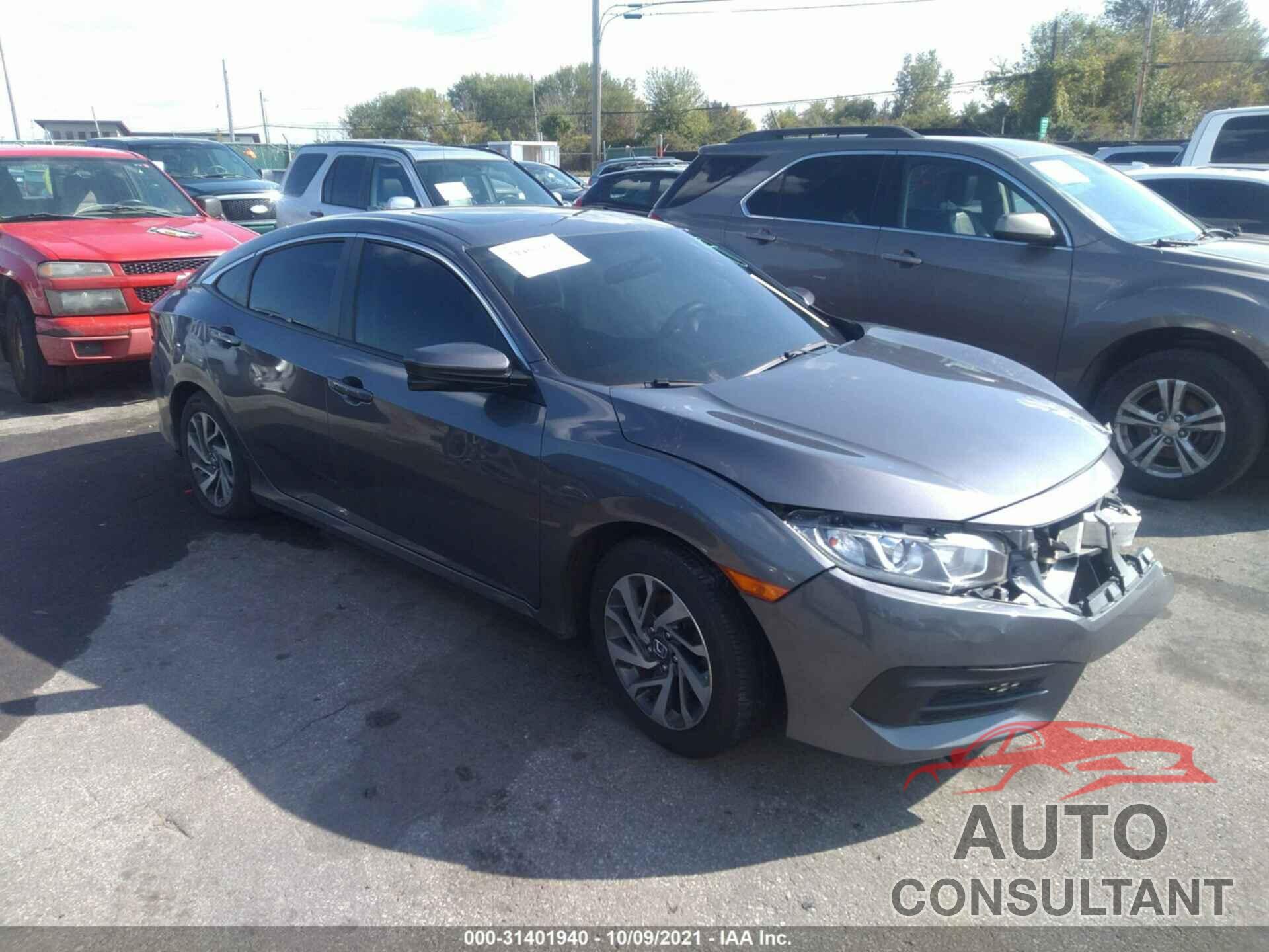 HONDA CIVIC SEDAN 2018 - 2HGFC2F77JH604564