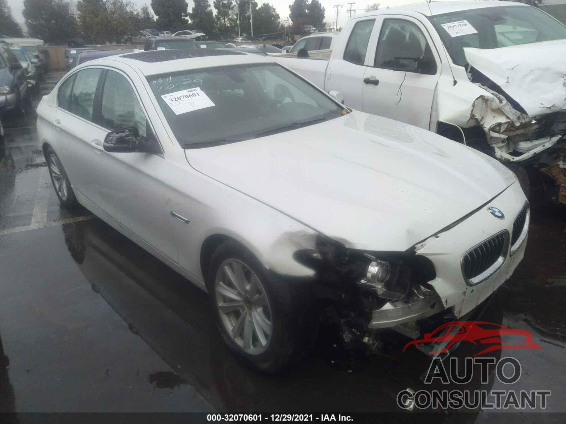 BMW 5 SERIES 2016 - WBA5A5C54GD529149