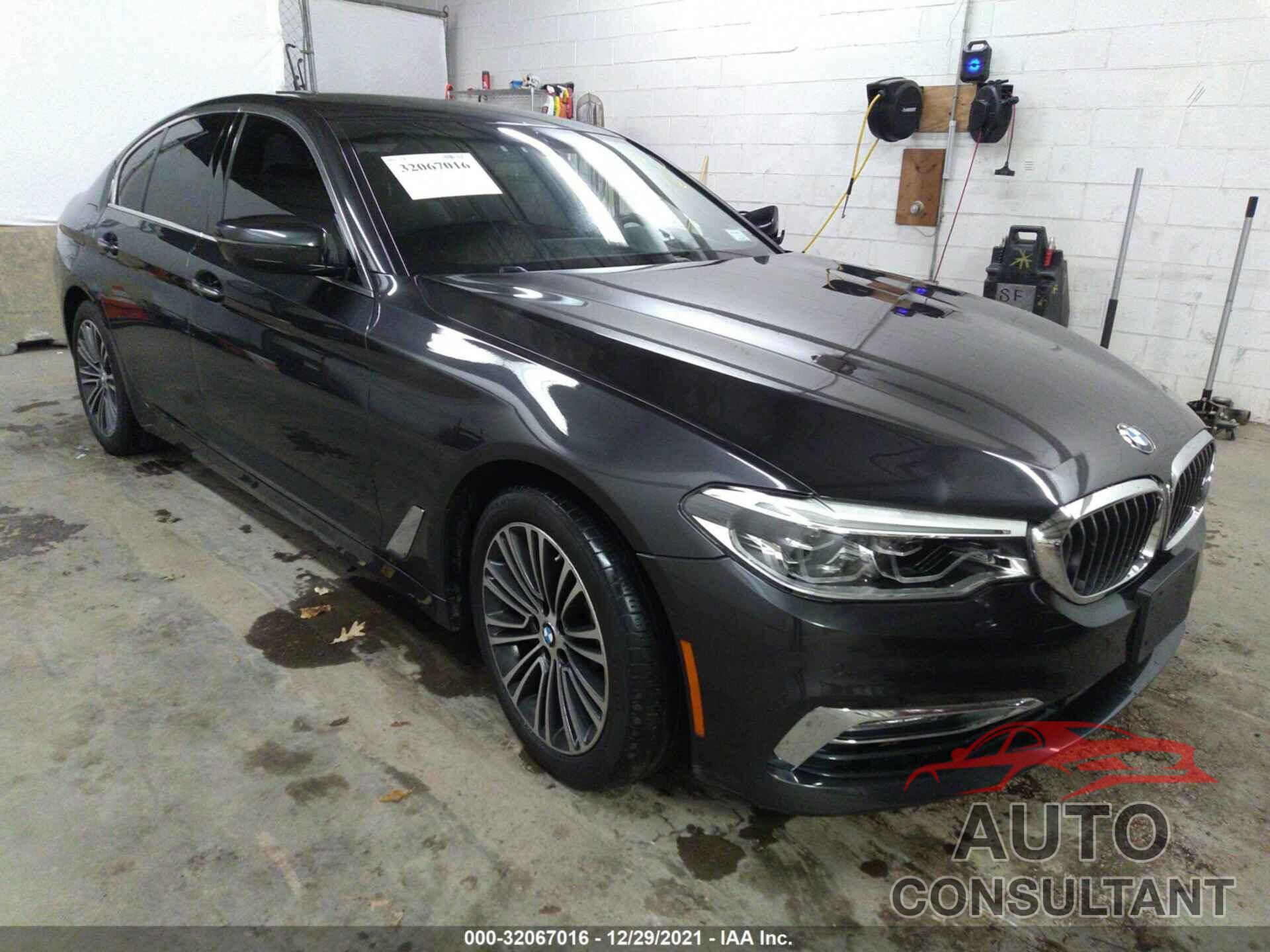 BMW 5 SERIES 2017 - WBAJE7C30HG887443