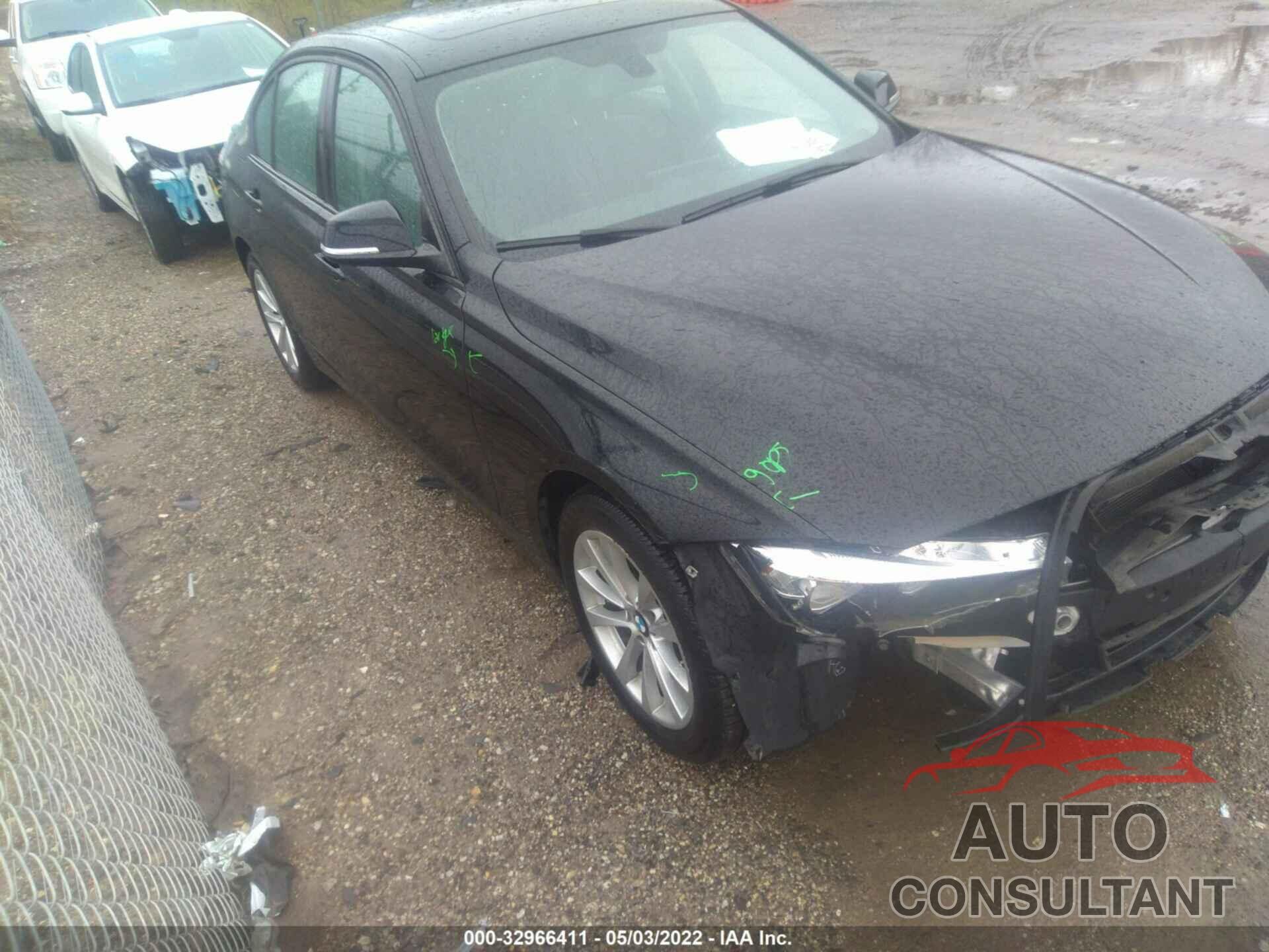 BMW 3 SERIES 2017 - WBA8E5G35HNU43824
