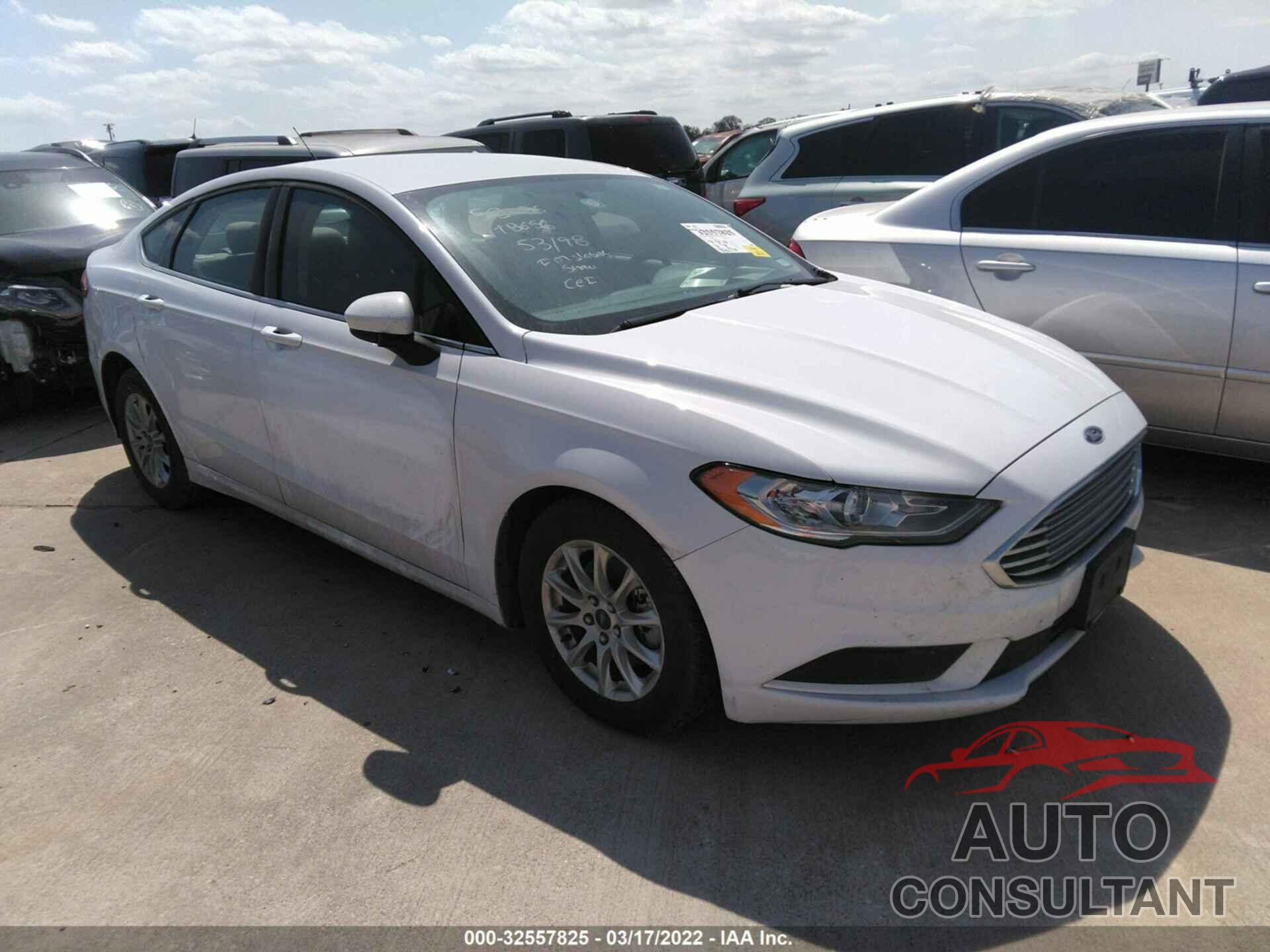FORD FUSION 2018 - 3FA6P0G75JR129500