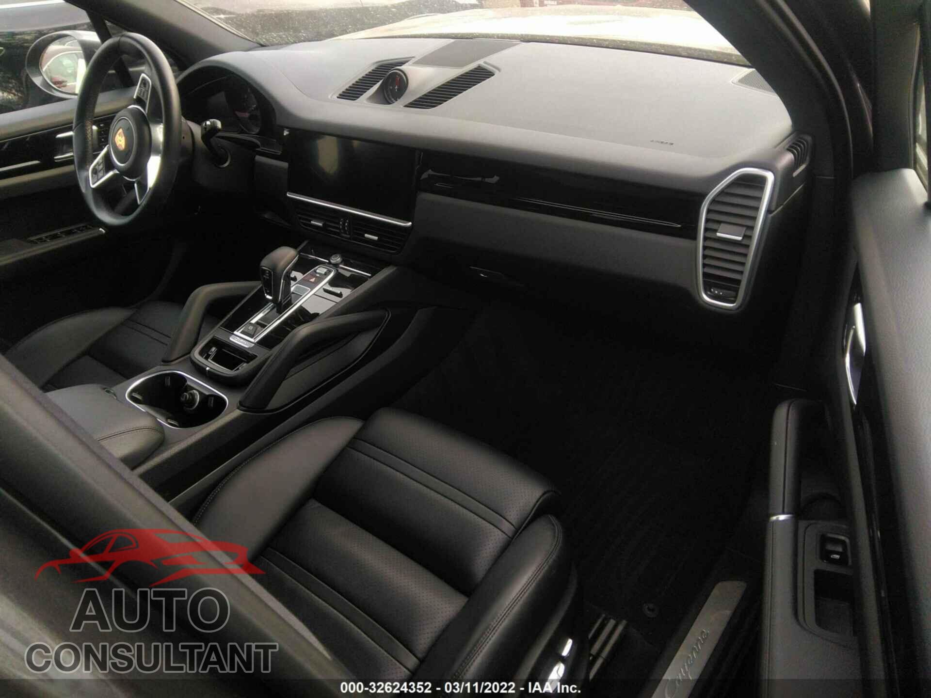 PORSCHE CAYENNE 2019 - WP1AA2AY4KDA17962