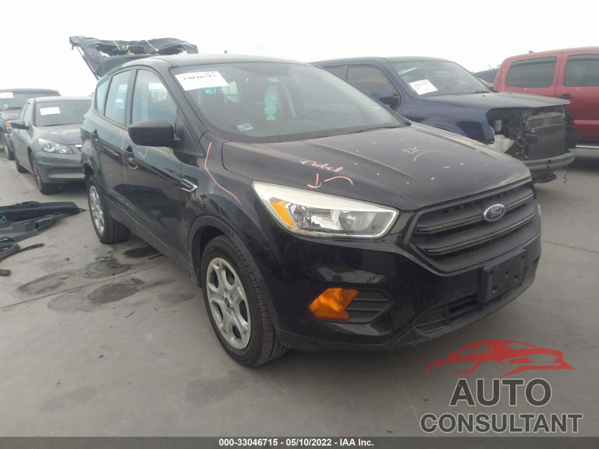 FORD ESCAPE 2017 - 1FMCU0F76HUB21315