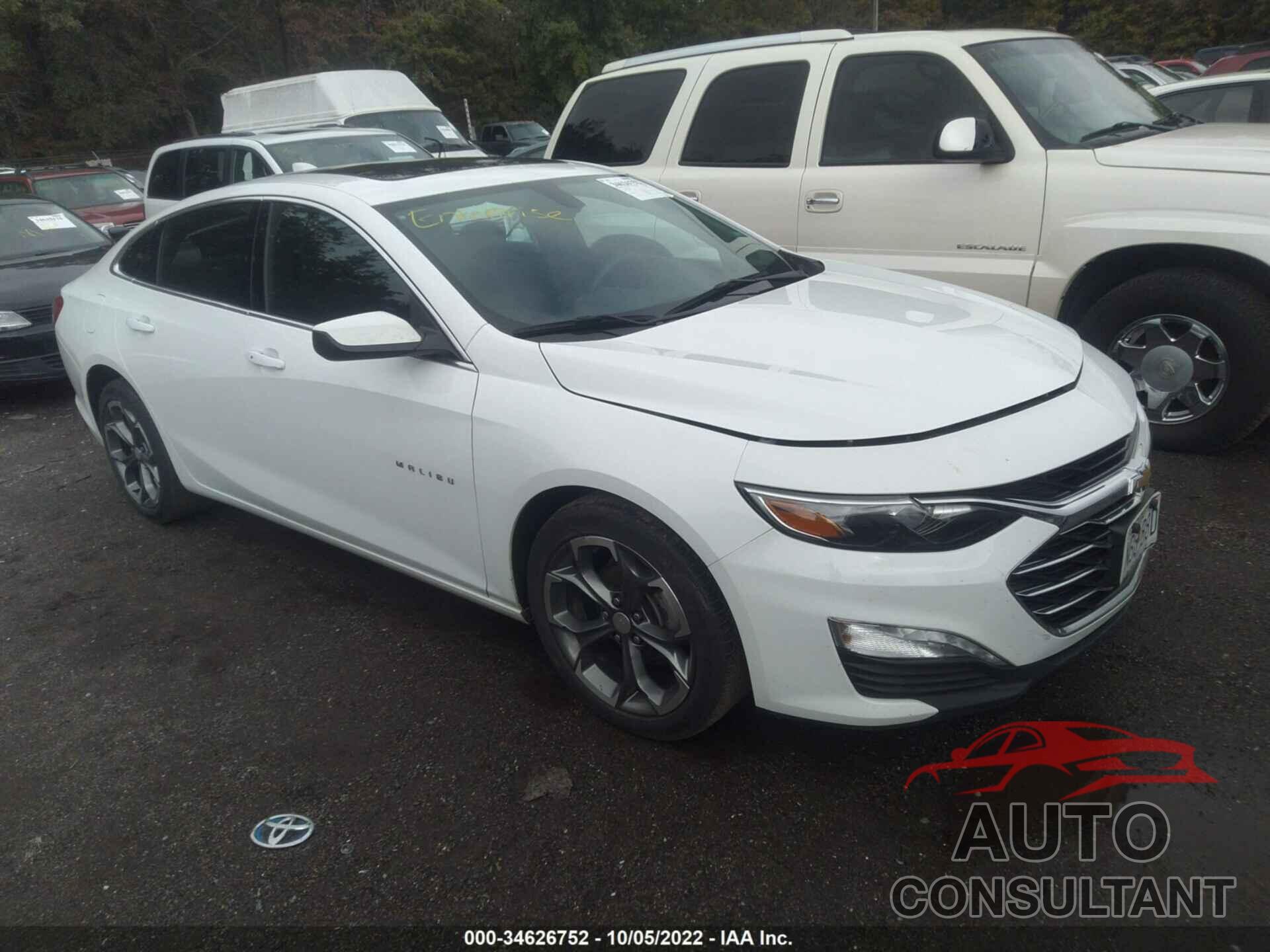 CHEVROLET MALIBU 2021 - 1G1ZD5ST9MF076599