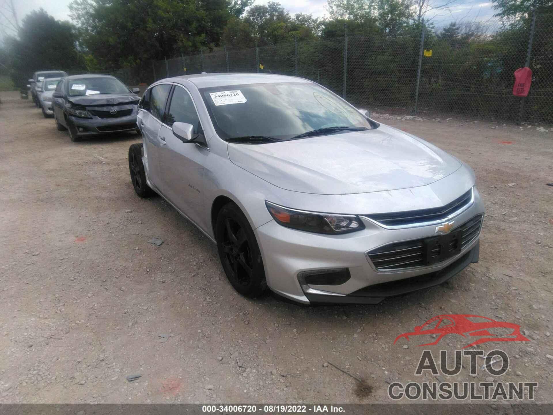 CHEVROLET MALIBU 2018 - 1G1ZD5ST4JF279721