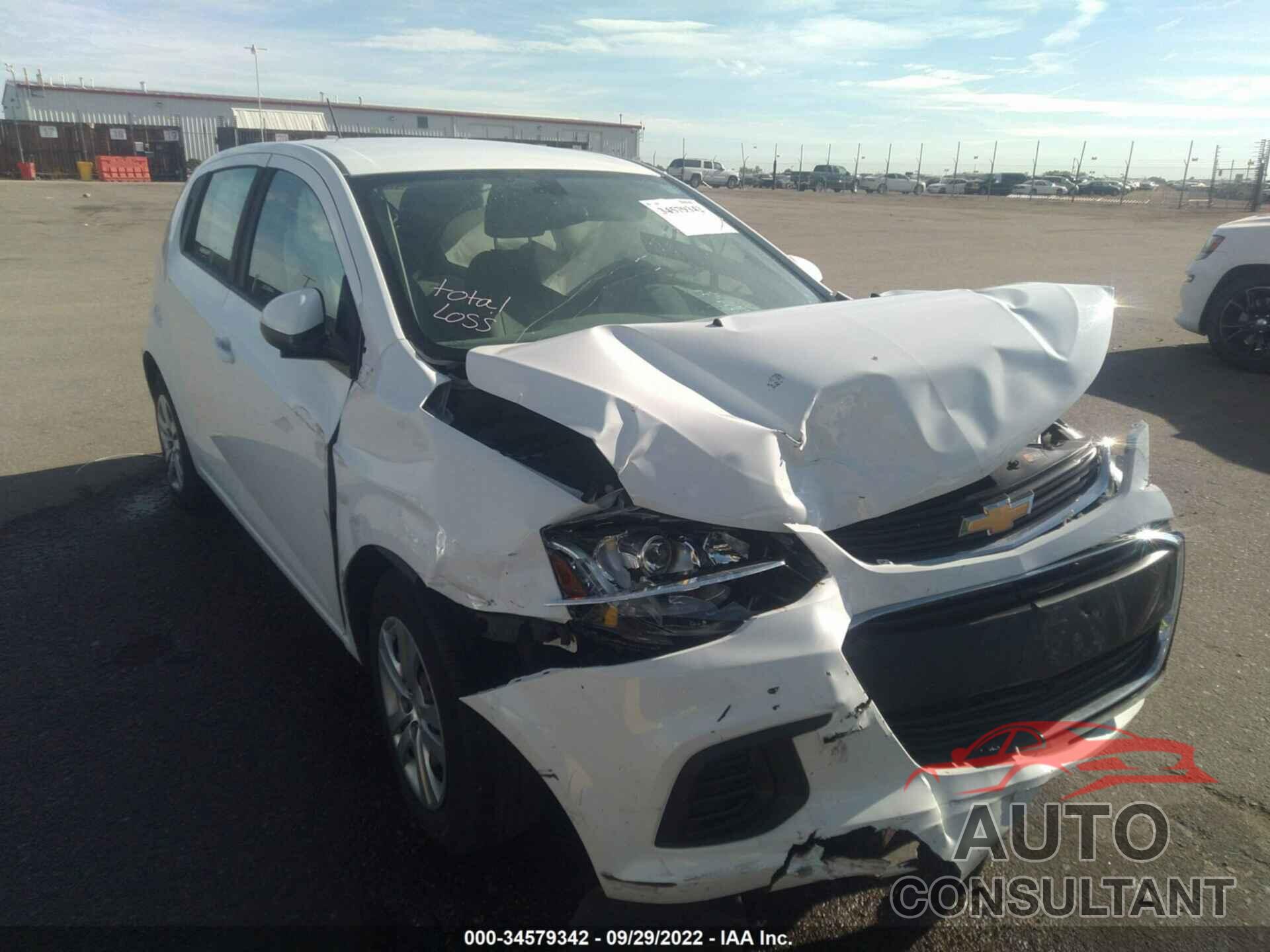 CHEVROLET SONIC 2017 - 1G1JG6SHXH4166688