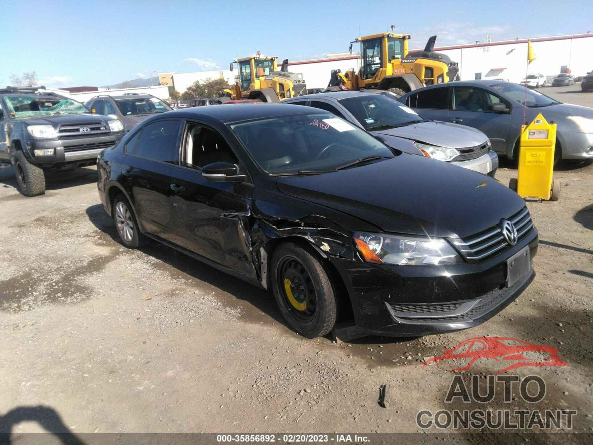 VOLKSWAGEN PASSAT 2015 - 1VWAT7A33FC098345