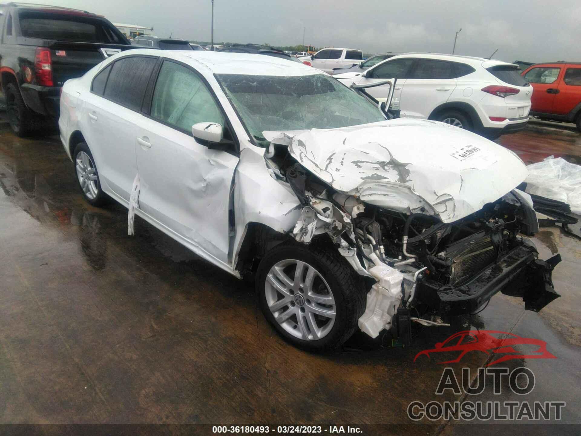 VOLKSWAGEN JETTA 2018 - 3VW2B7AJ8JM245062